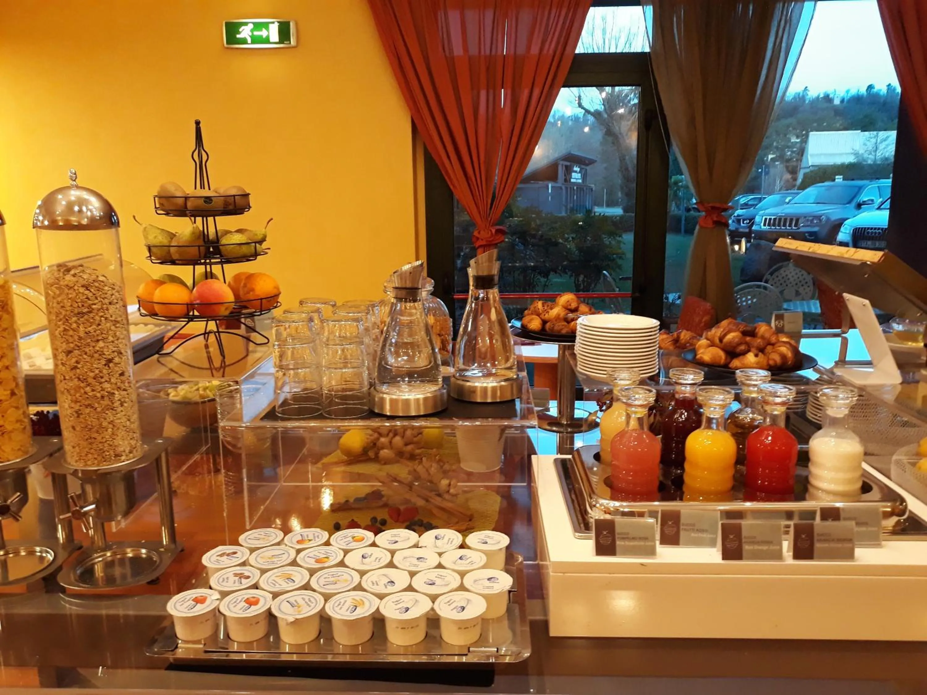 Breakfast in Hotel Residence Montelago