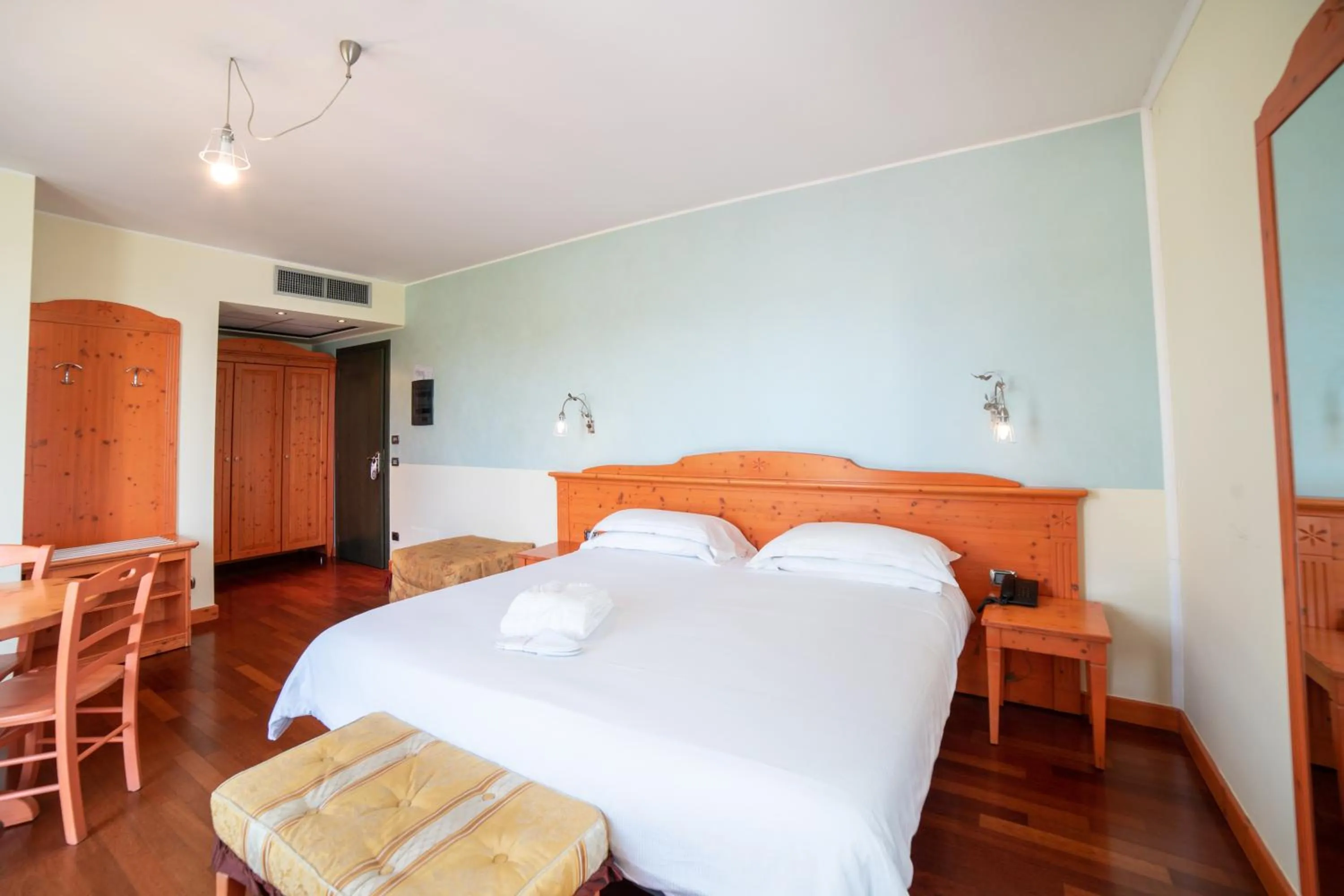 Bed in Hotel Residence Montelago