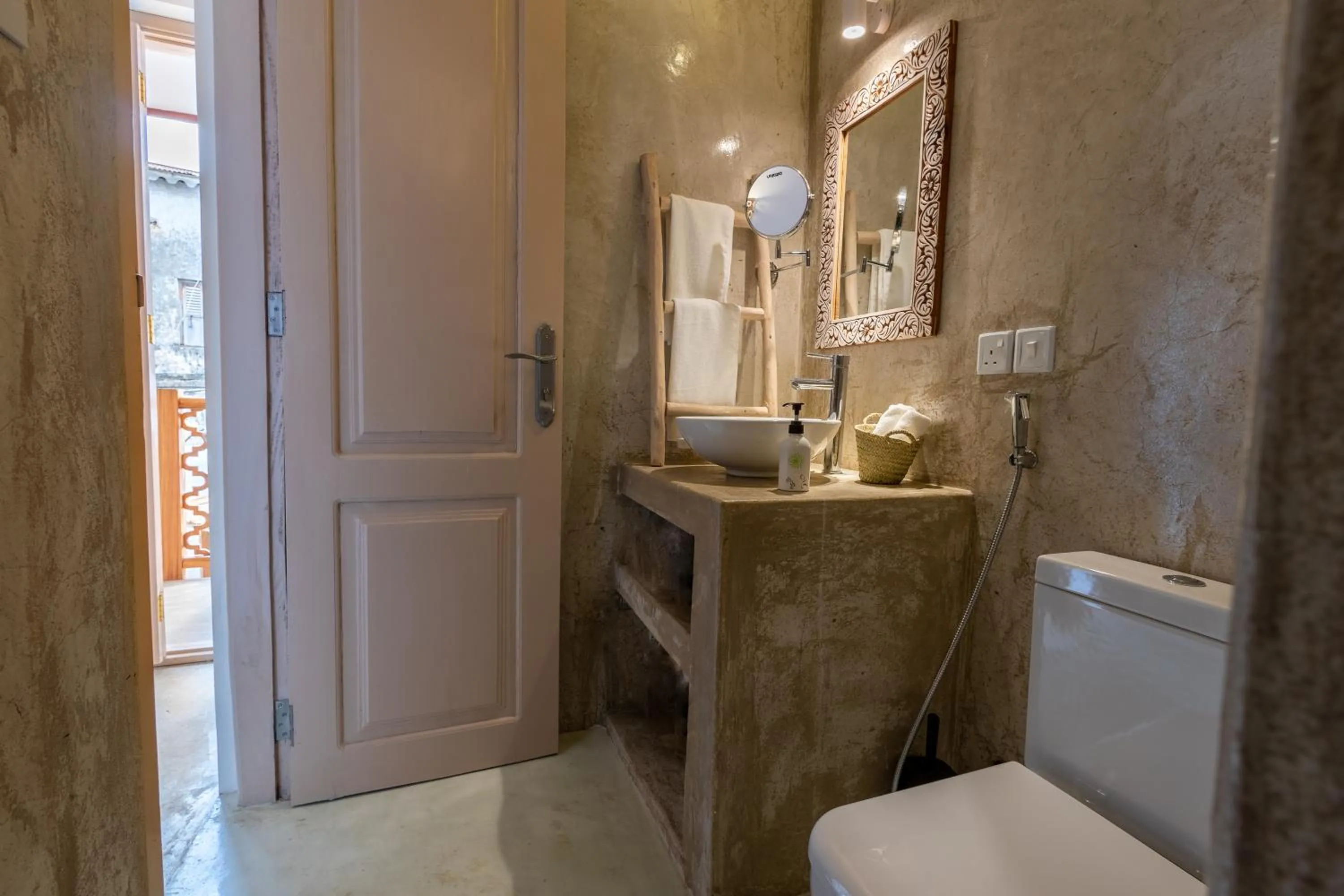 Toilet in Sharazad Wonders Boutique