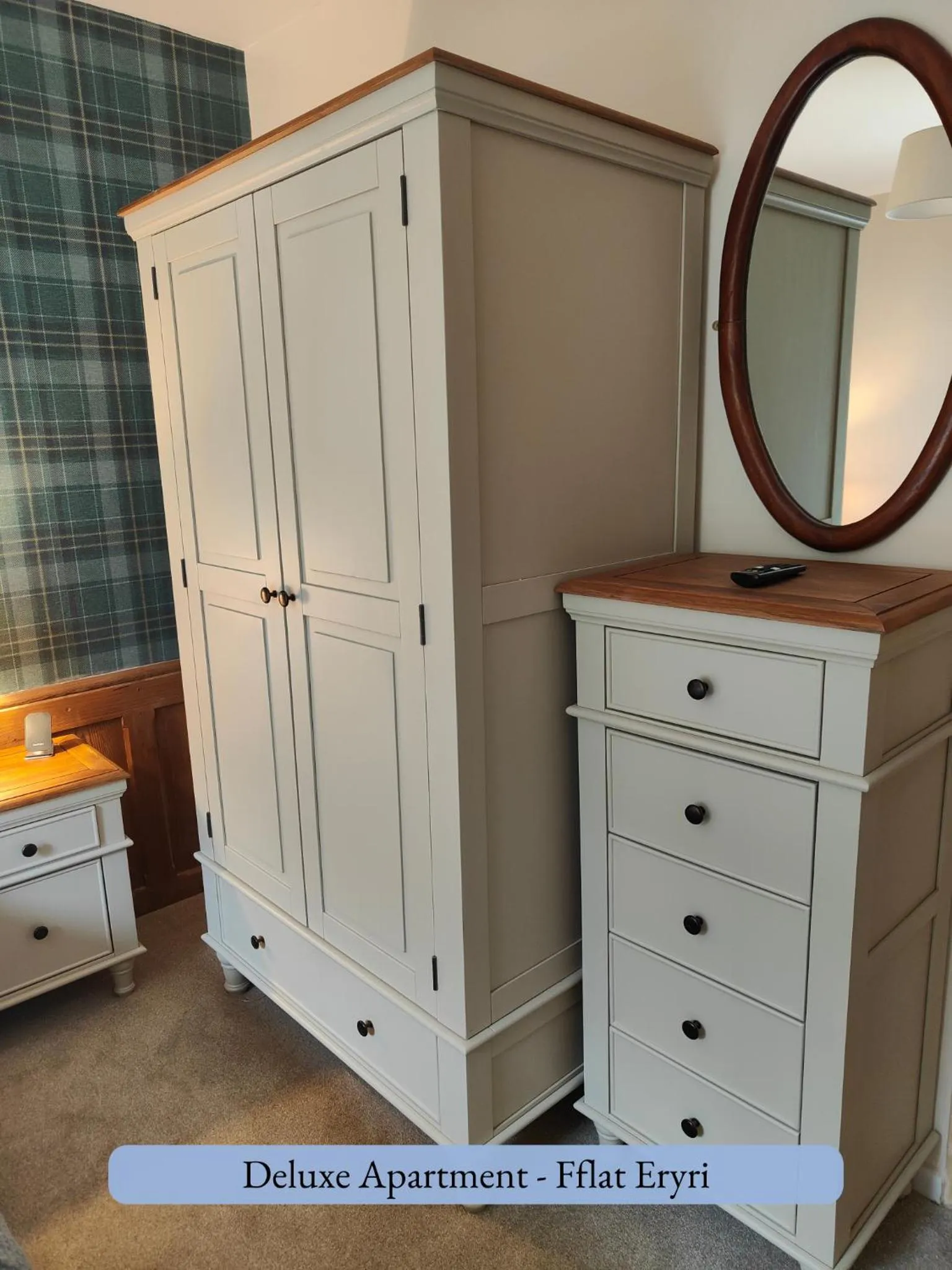 Bedroom in Llew Accommodation - The Townhouse