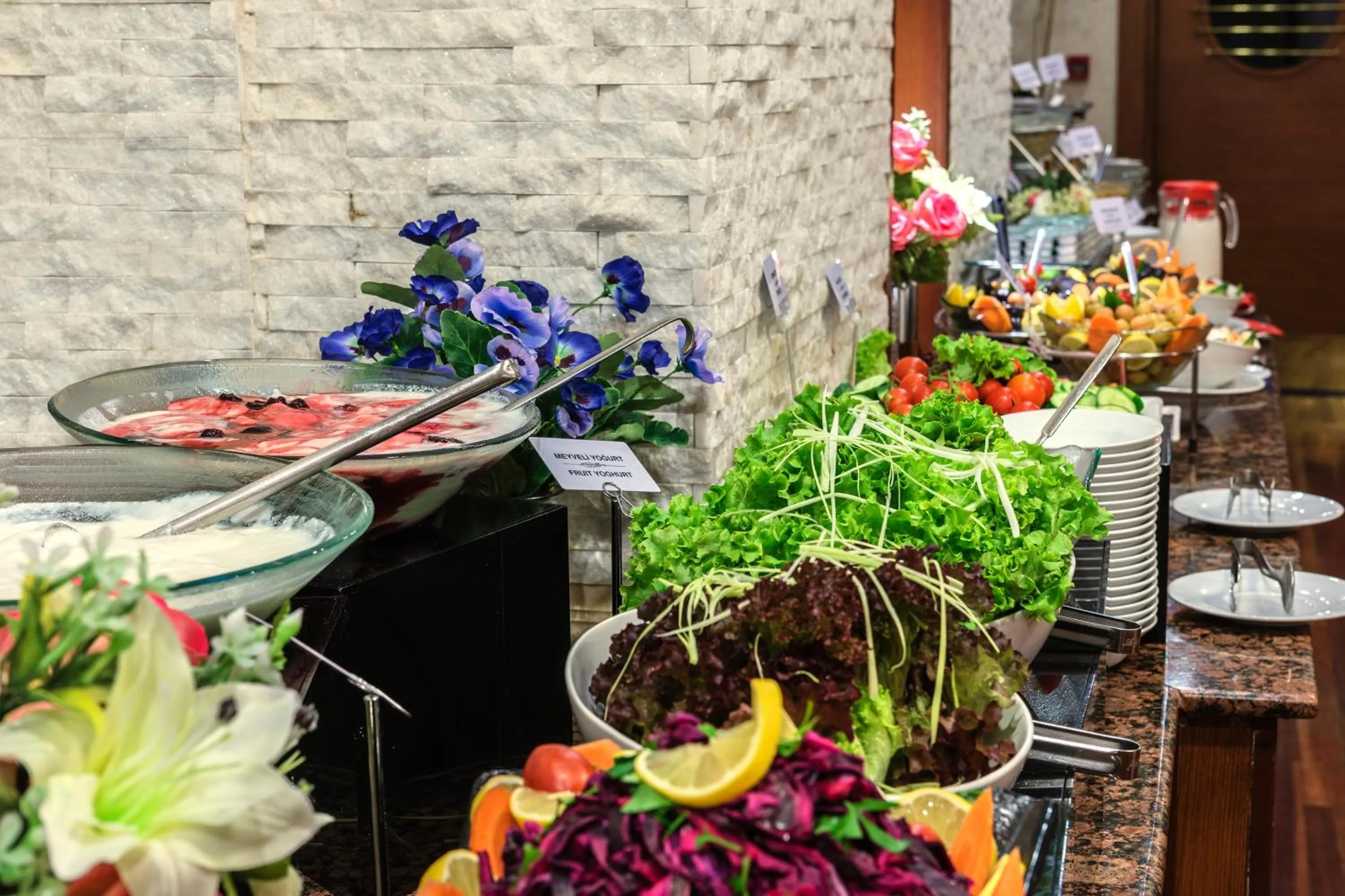 Buffet breakfast in Grand Yavuz Hotel Sultanahmet