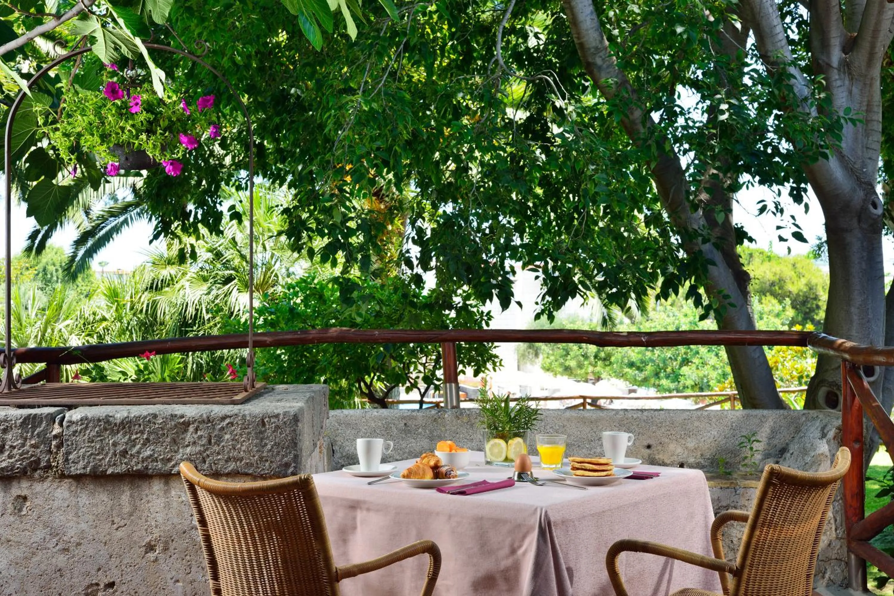 Restaurant/places to eat in UNA Hotels Naxos Beach Sicilia