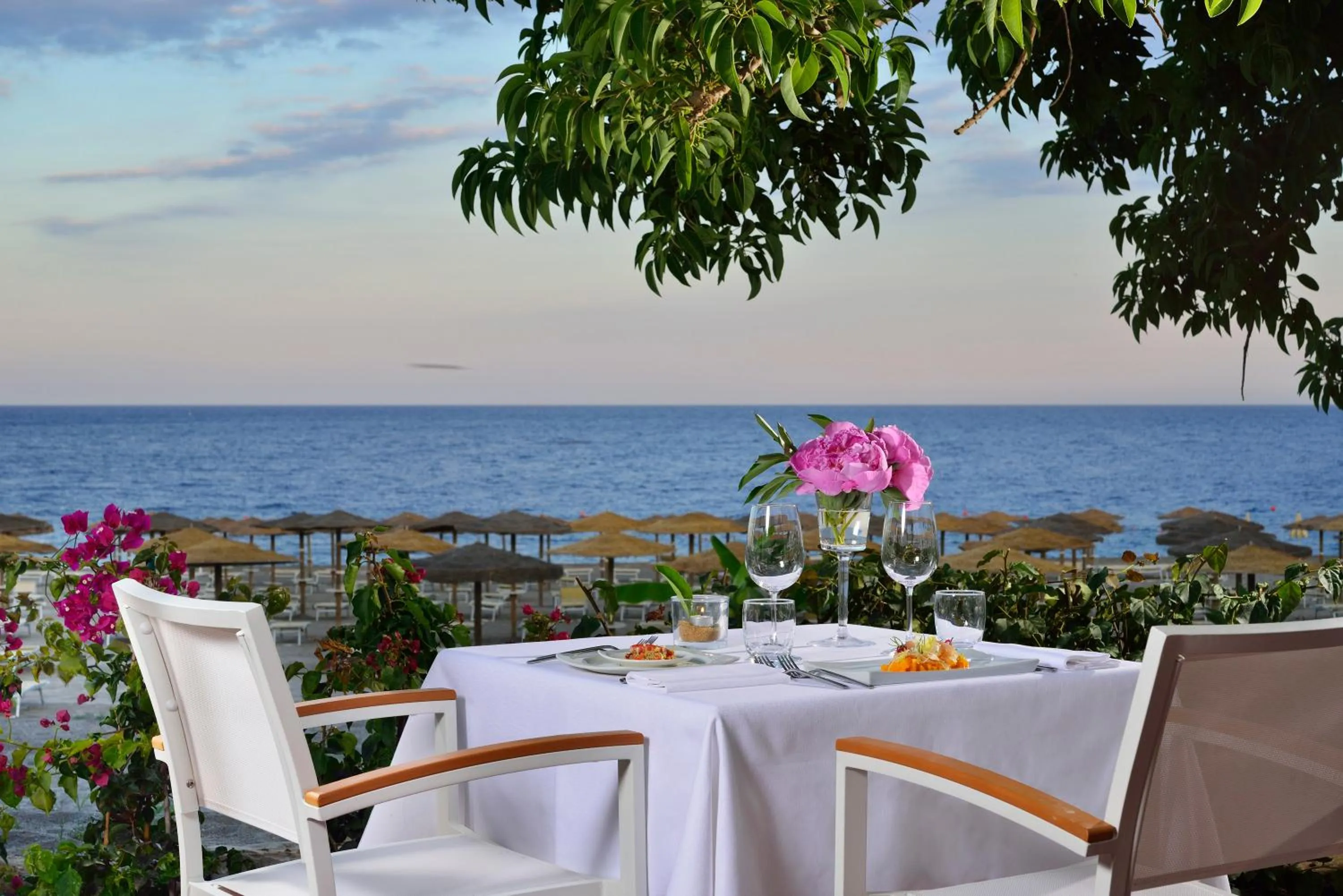 Restaurant/places to eat in UNA Hotels Naxos Beach Sicilia