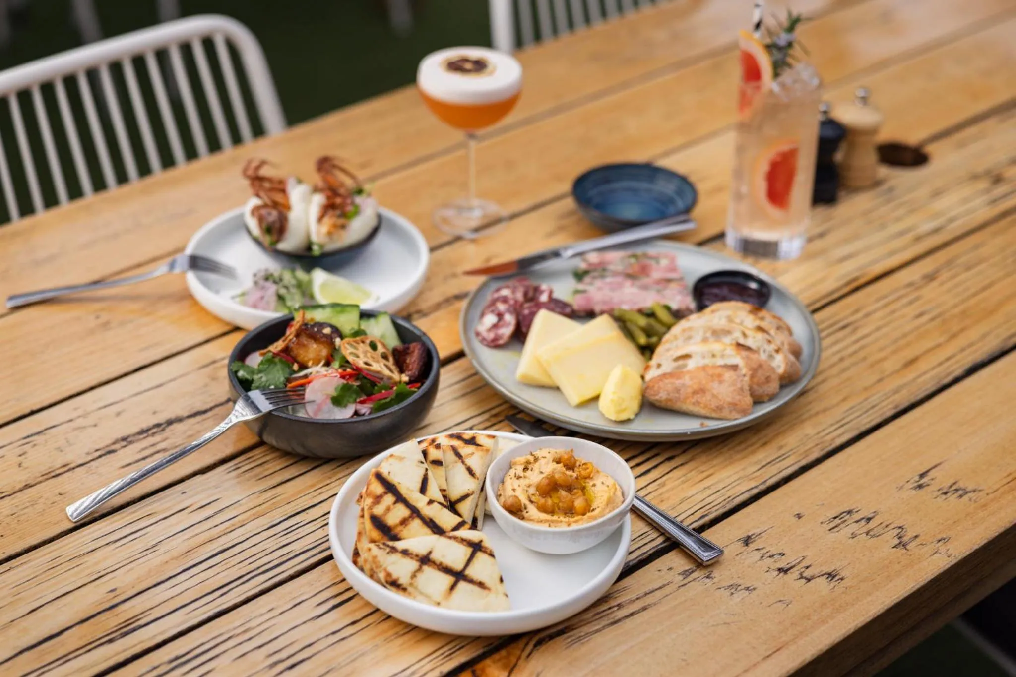 Food and drinks in Barwon Heads Hotel