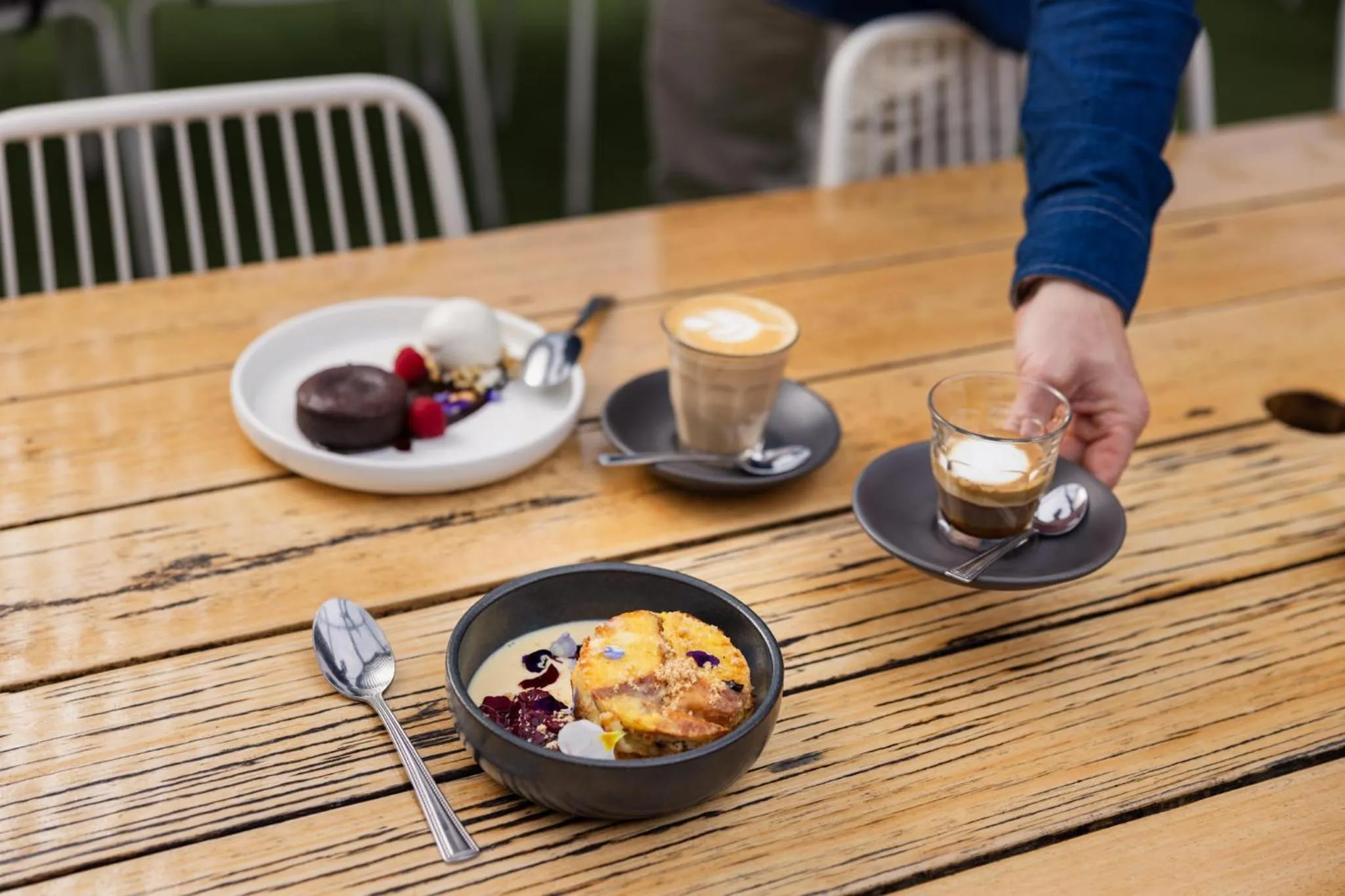 Food and drinks in Barwon Heads Hotel