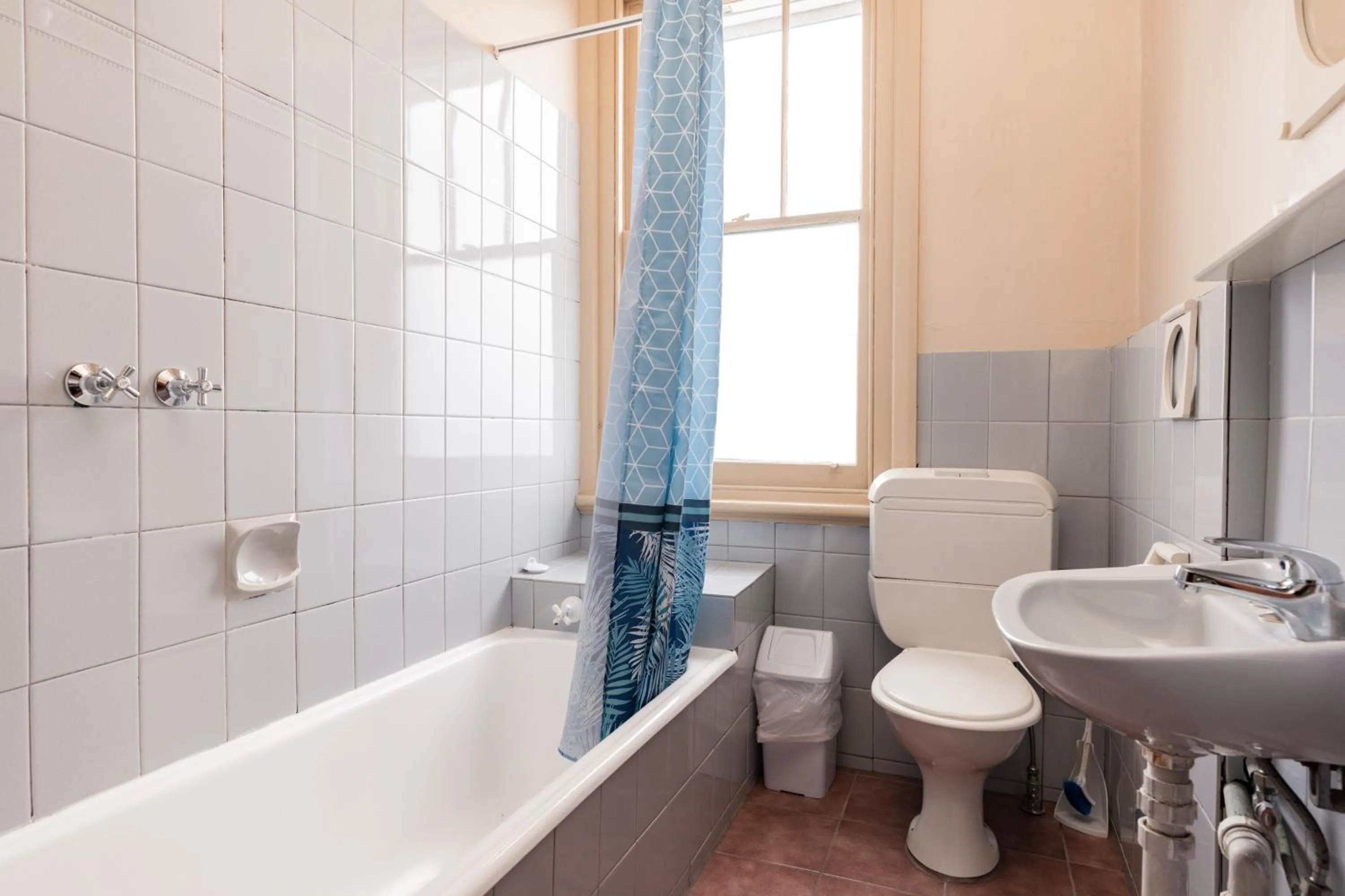 Toilet in Barwon Heads Hotel