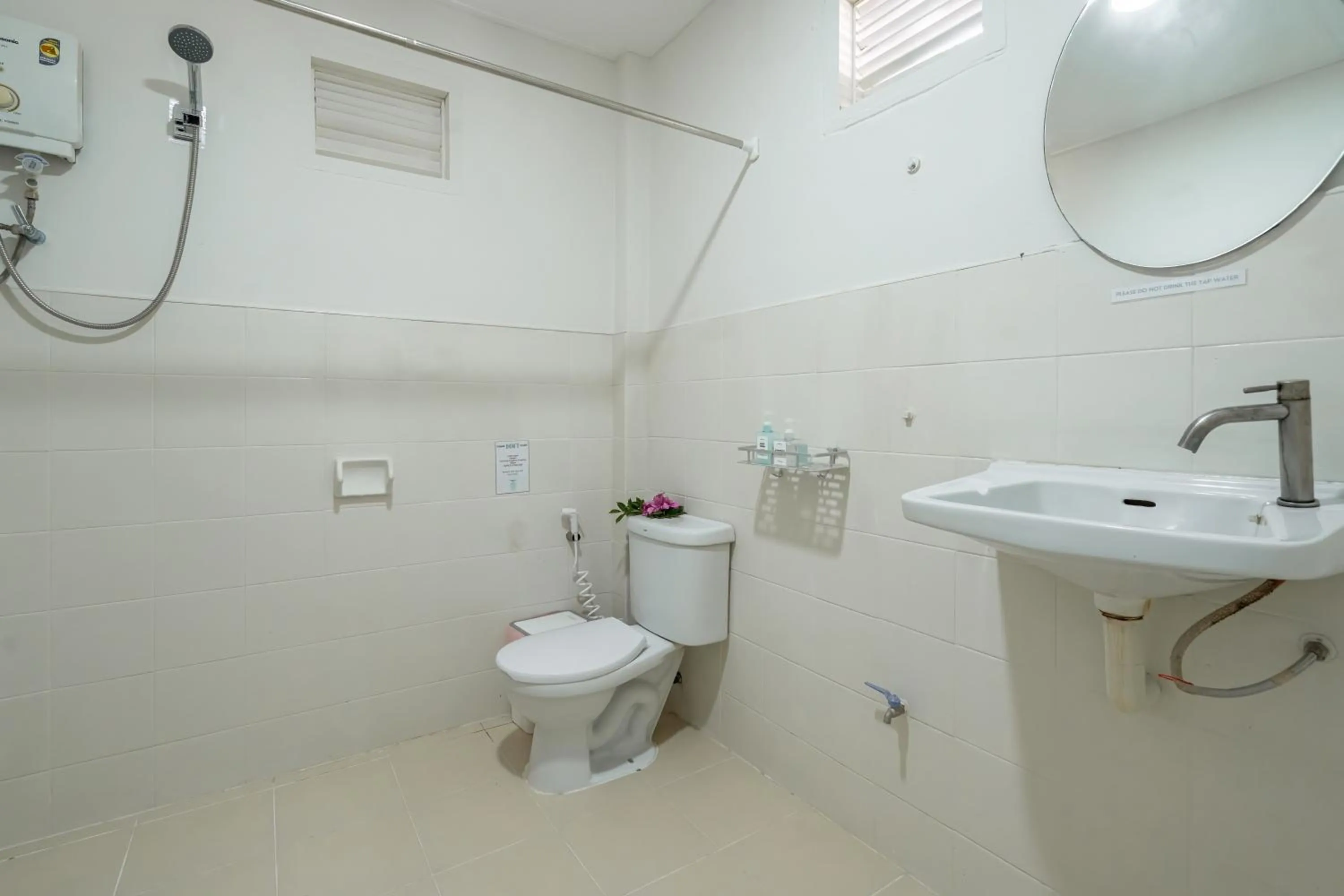 Bathroom in Lanta Beachfront Resort