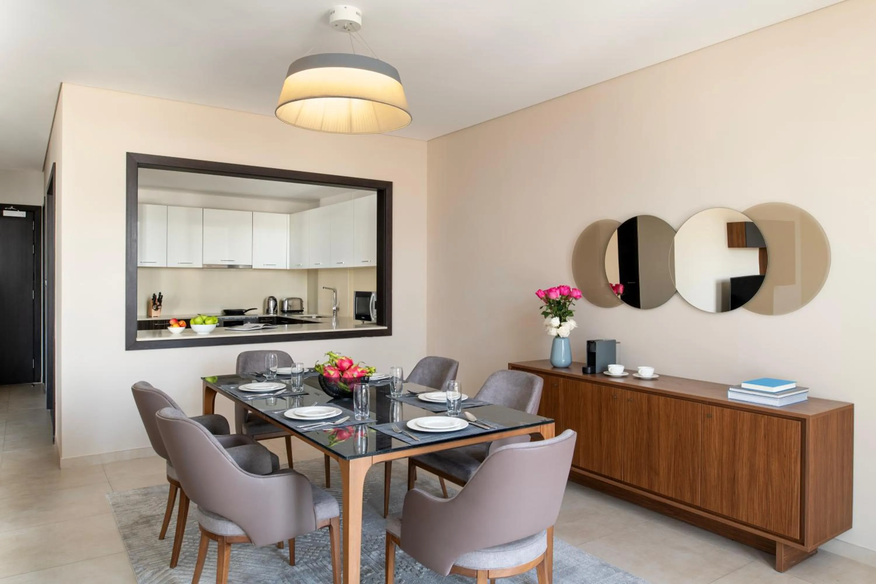 Dining area in Marriott Executive Apartments Doha, Le Mirage City Walk