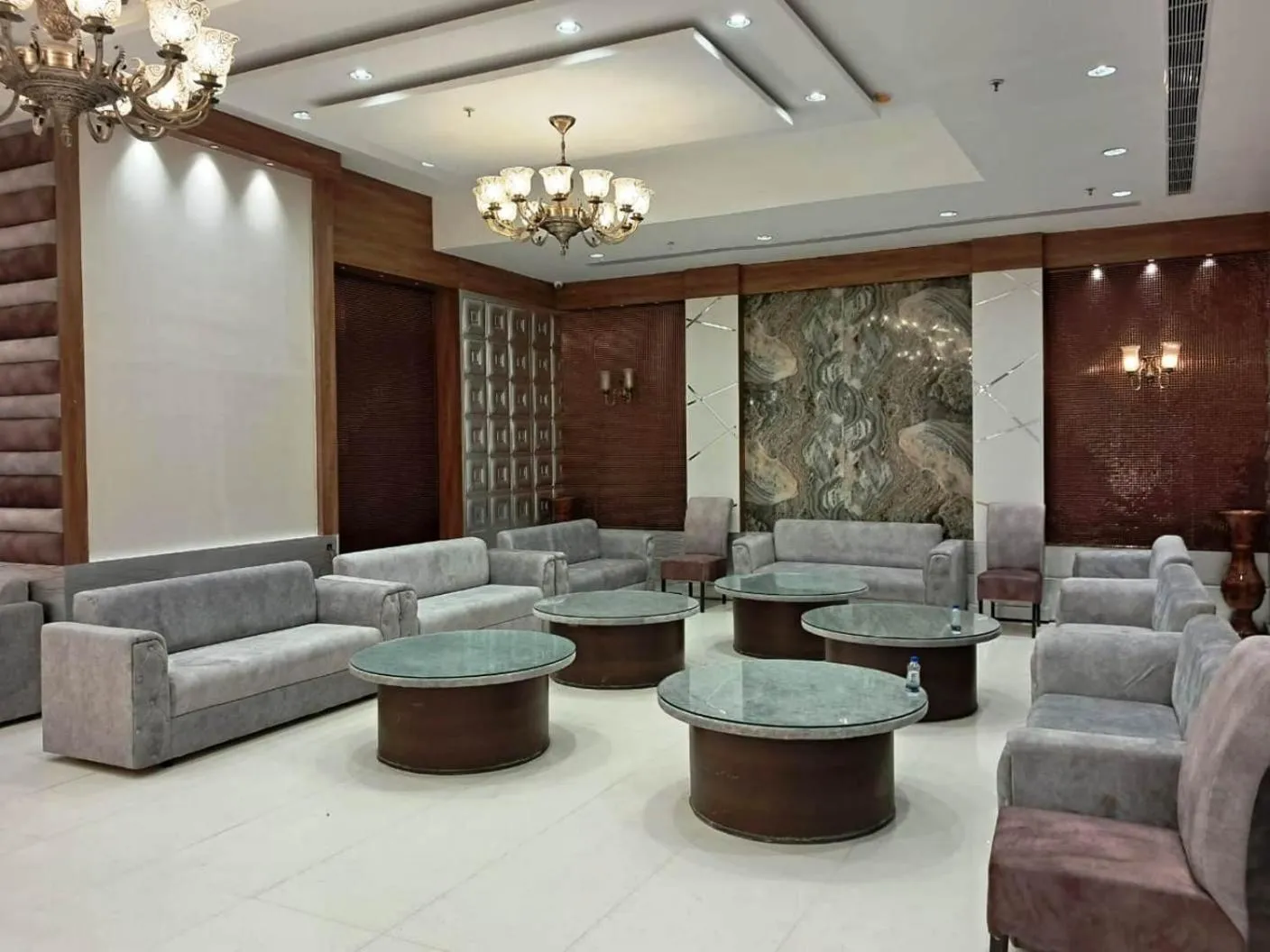 Business facilities in Hotel Sakura by Maps