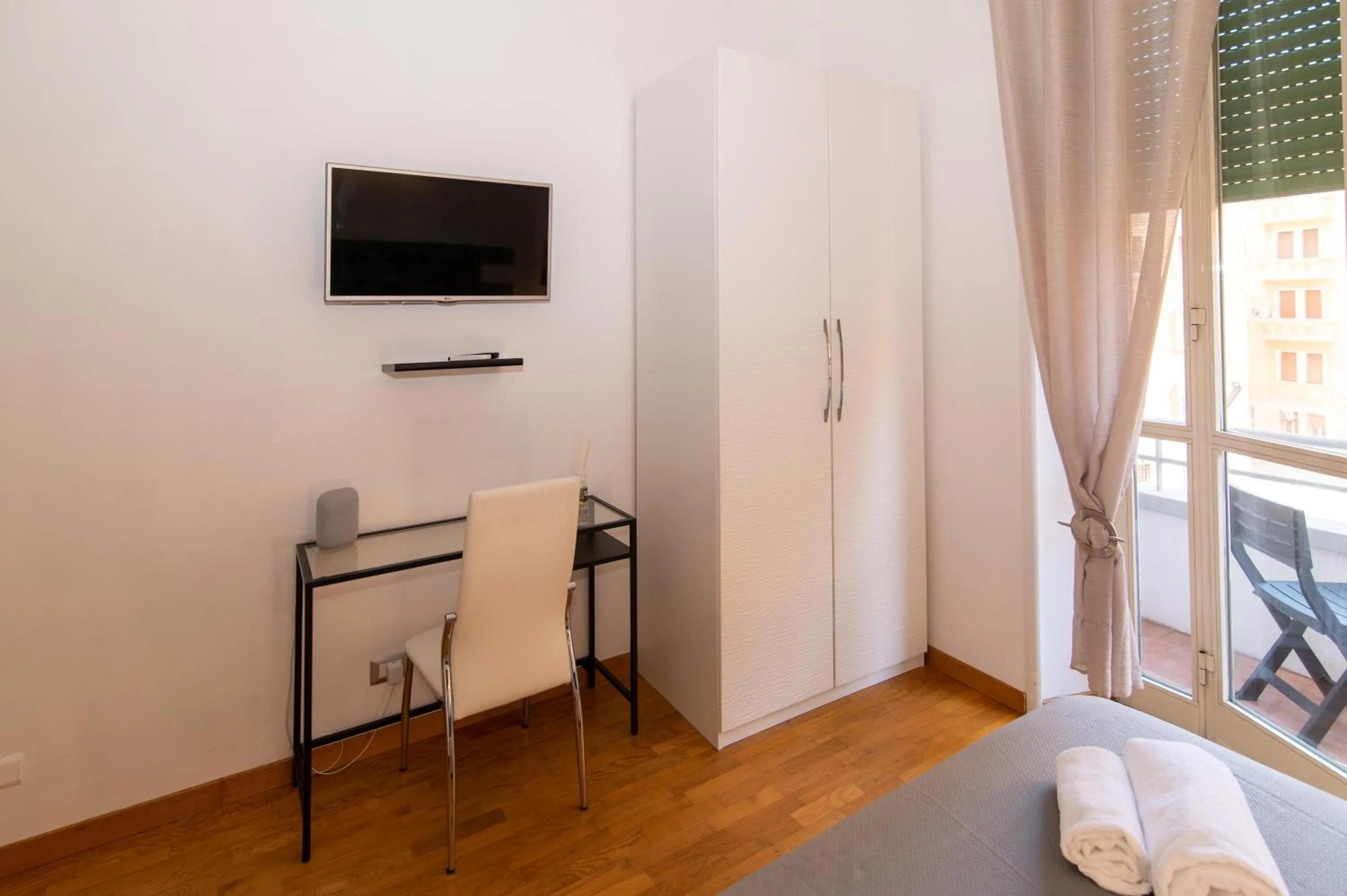 Bed in Exa Rooms - Vatican