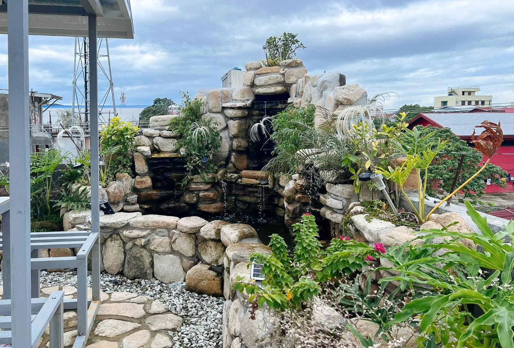 Garden view in UrbanView at Balzain East Tuguegarao City by RedDoorz