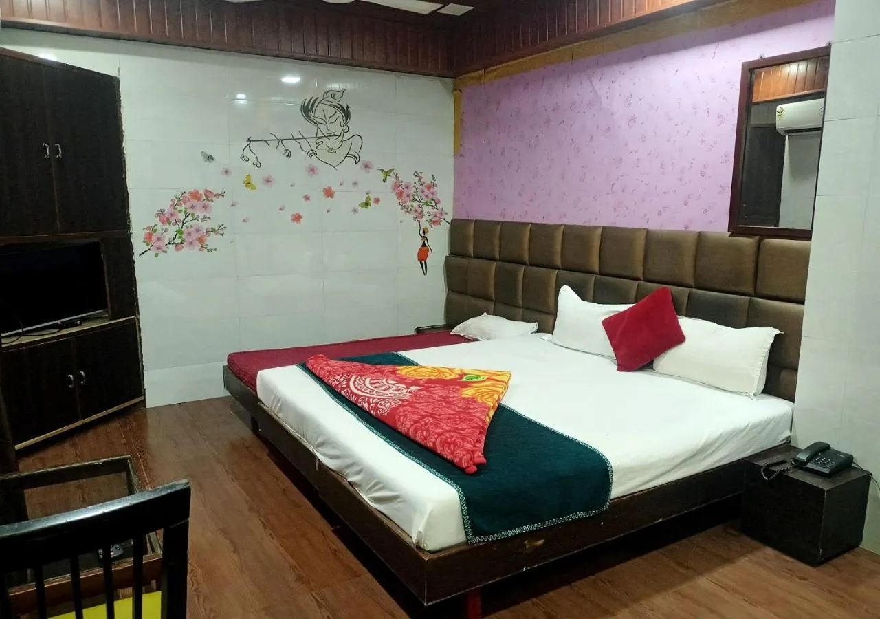 Bed in Hotel Geetanjali St Bus Stand Panvel