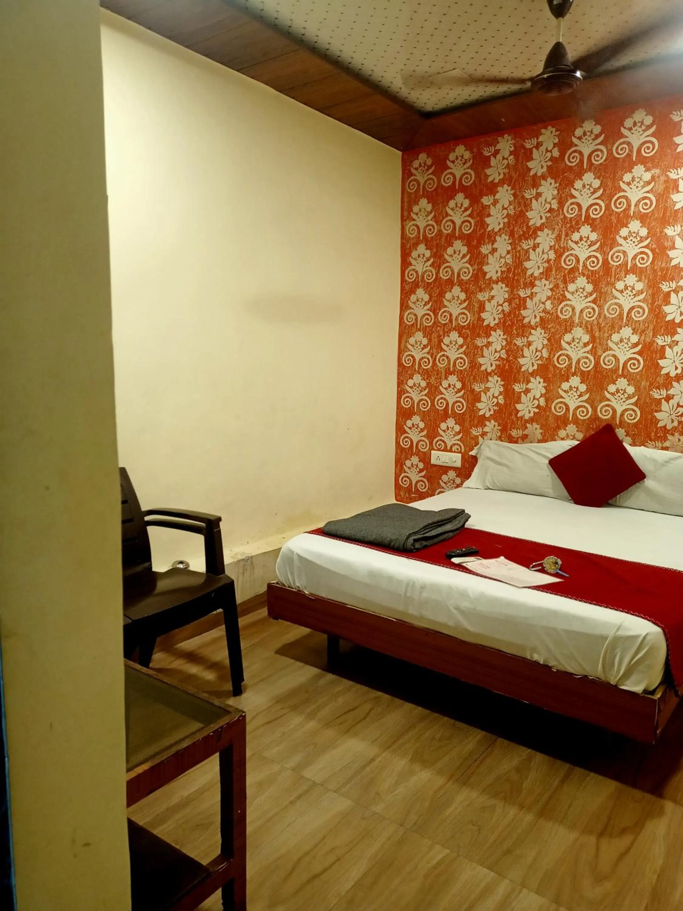 Bed in Hotel Geetanjali St Bus Stand Panvel