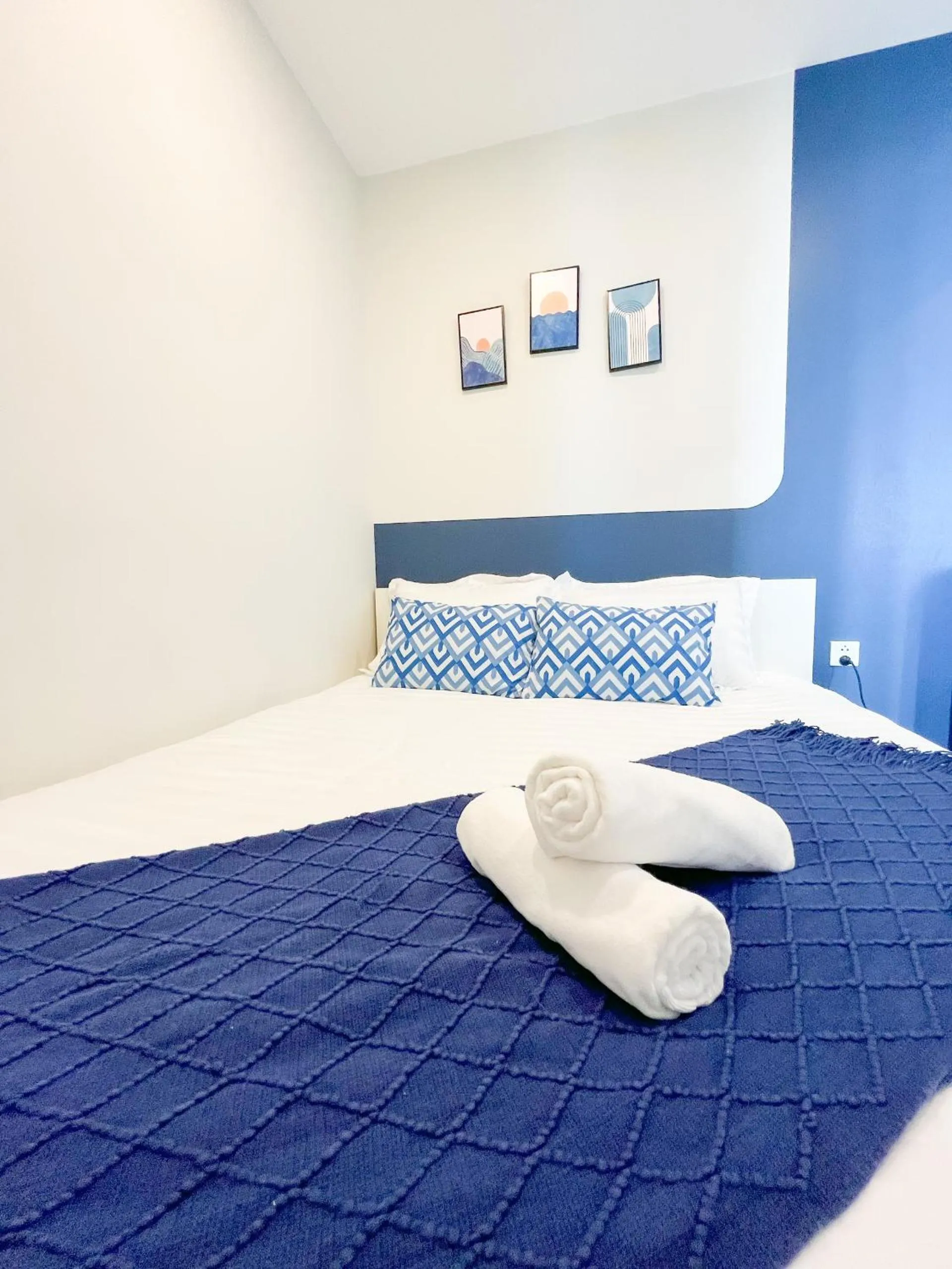 Bedroom, Bed in The Sóng Apartment Vũng Tàu - Mita House