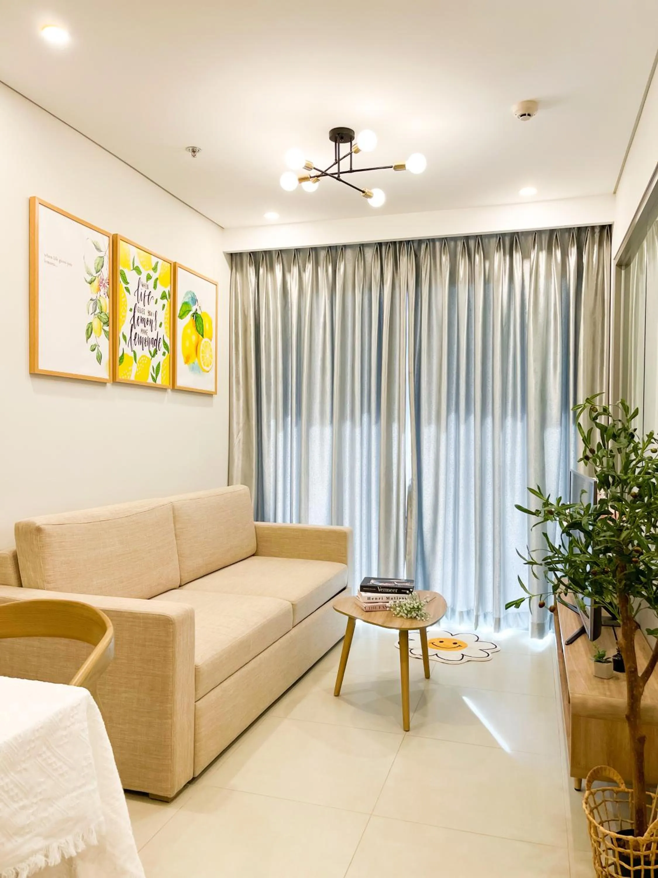 Living room in The Sóng Apartment Vũng Tàu - Mita House