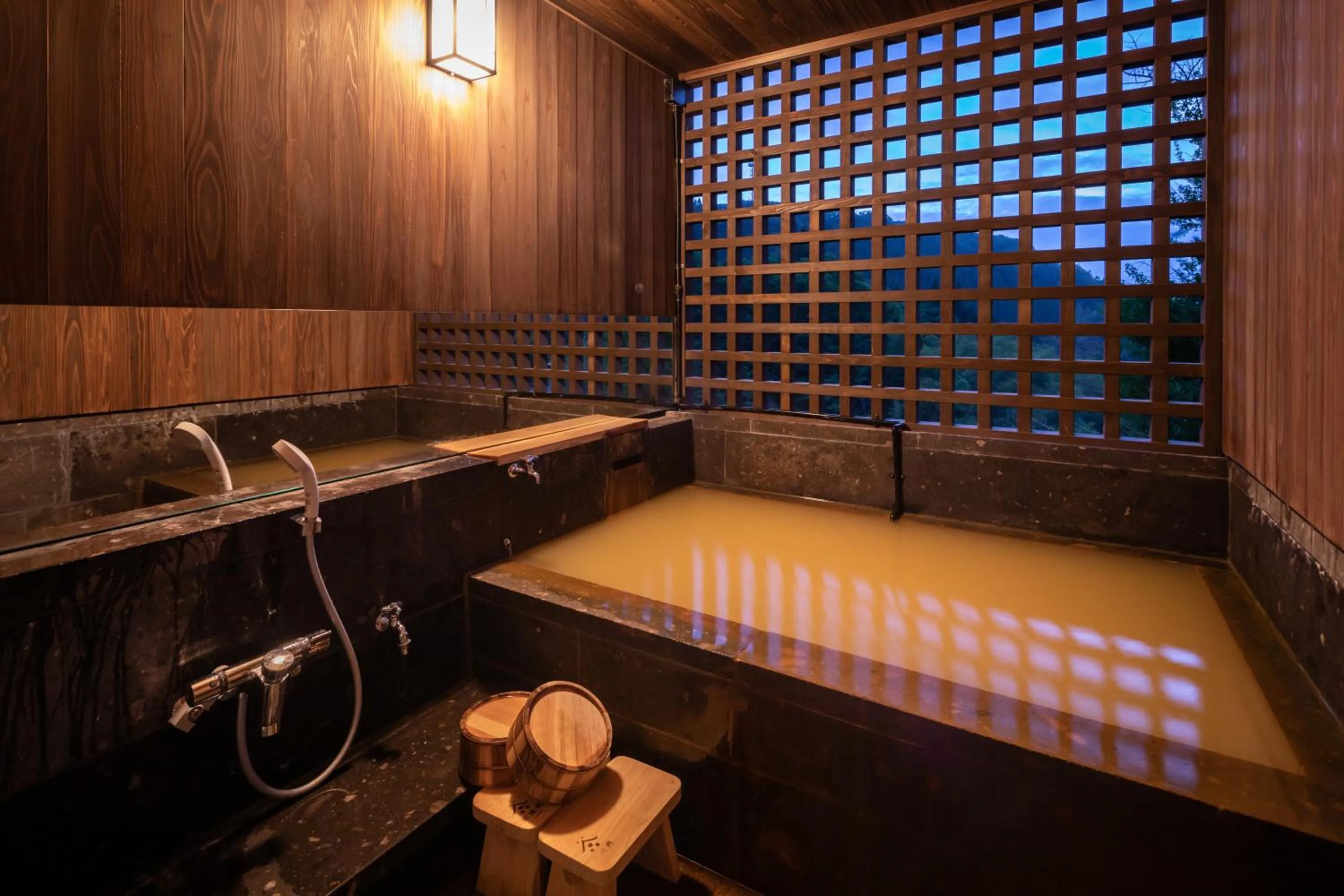 Hot Spring Bath in Ryokan Nanjoen