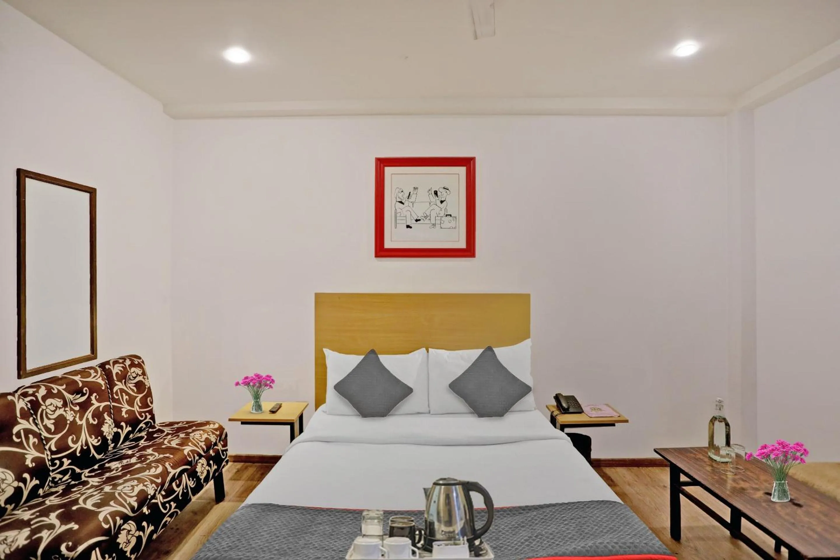 Bedroom, Bed in Townhouse Jp Grand Near Mayapuri Chowk