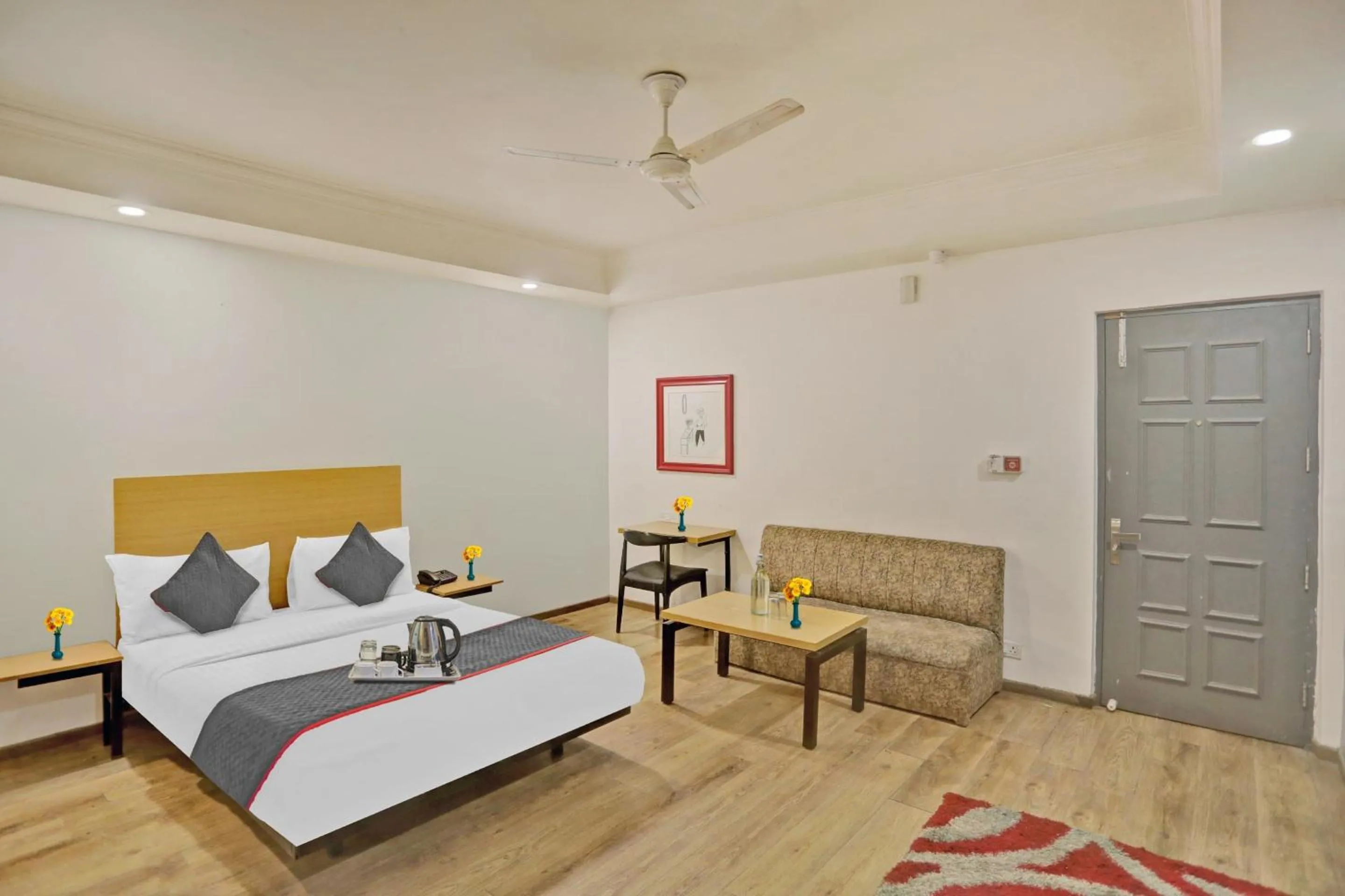 Bedroom in Townhouse Jp Grand Near Mayapuri Chowk