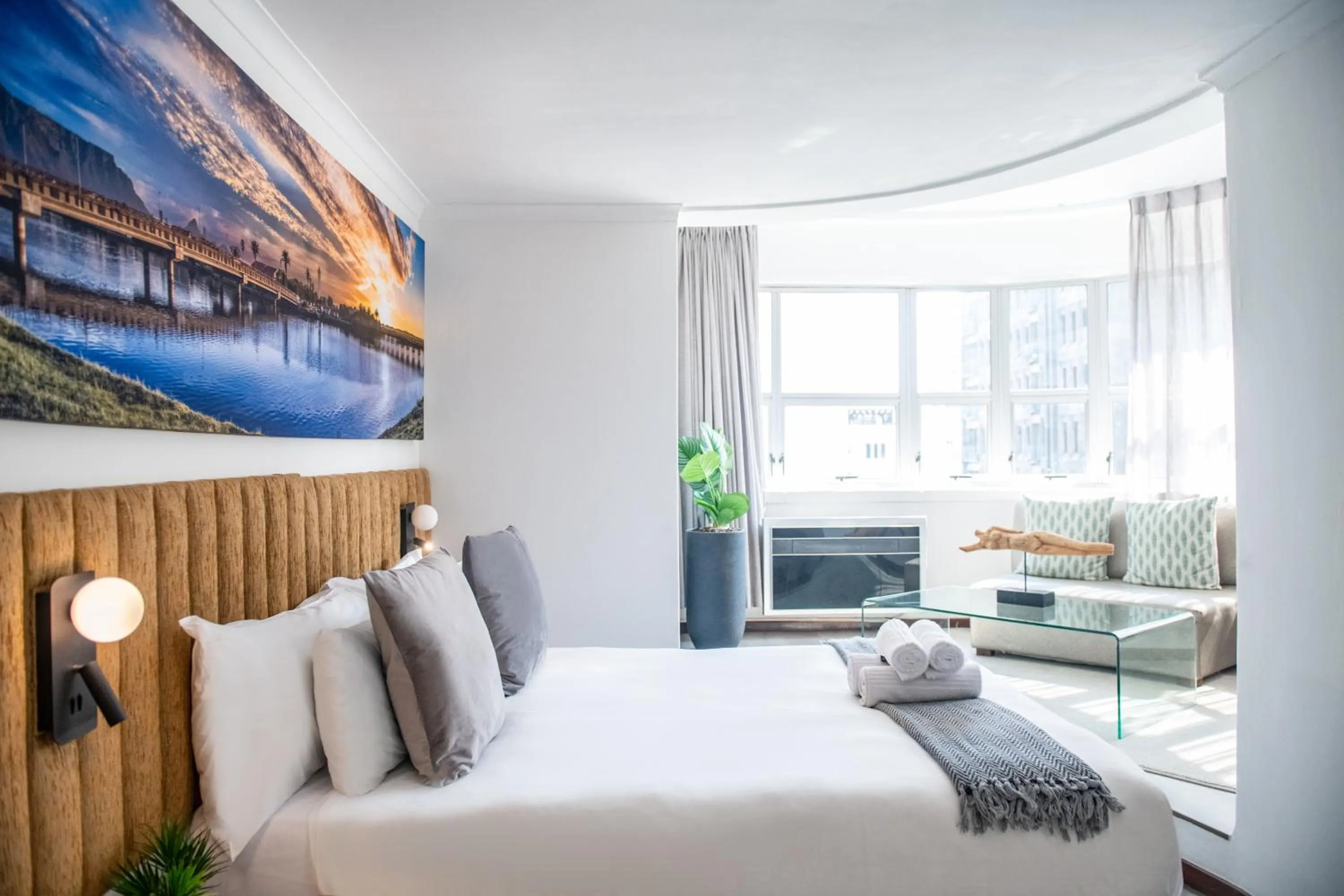 Photo of the whole room, Bed in Cape Diamond Boutique Hotel