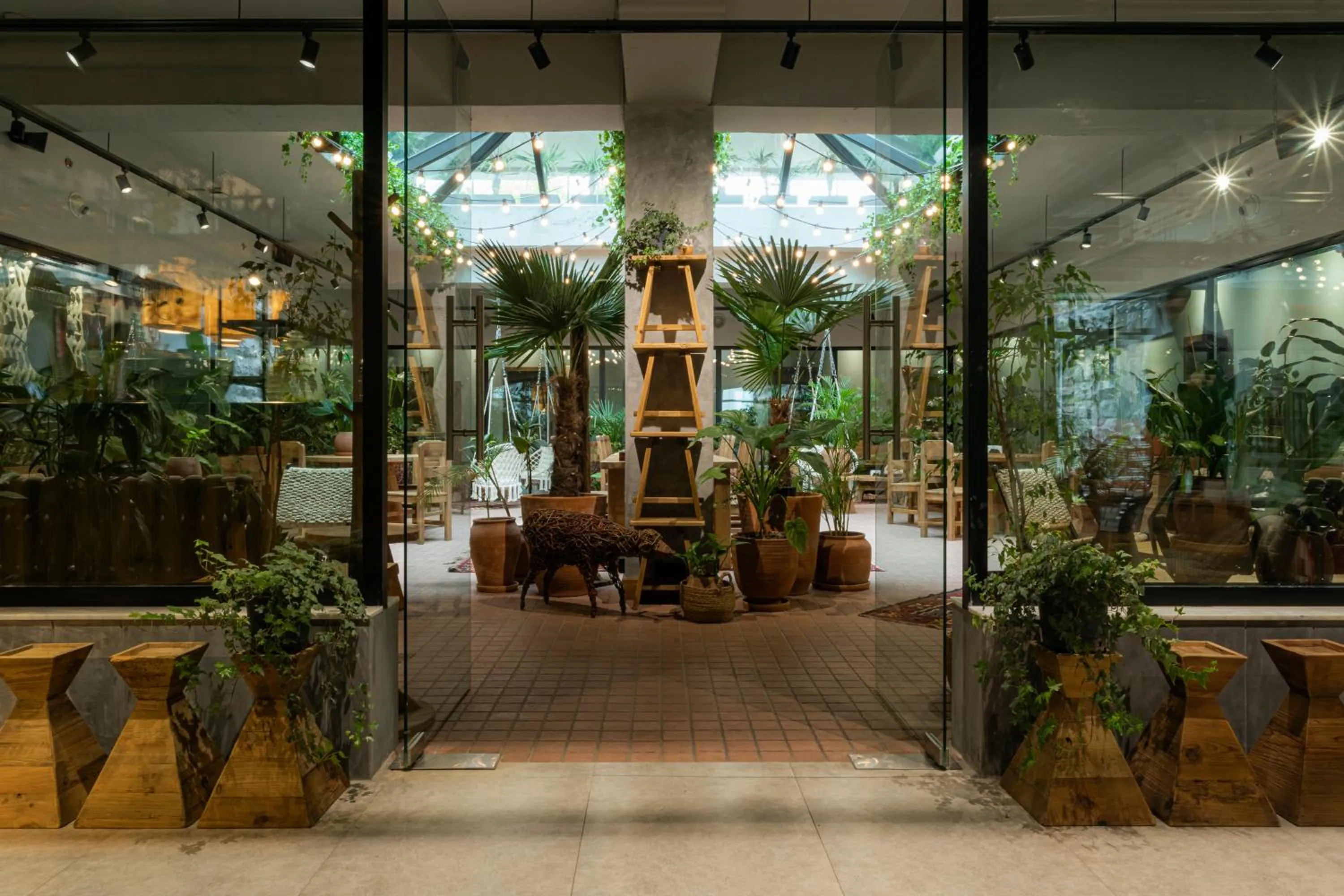 Restaurant/places to eat in Khedi Hotel Tbilisi