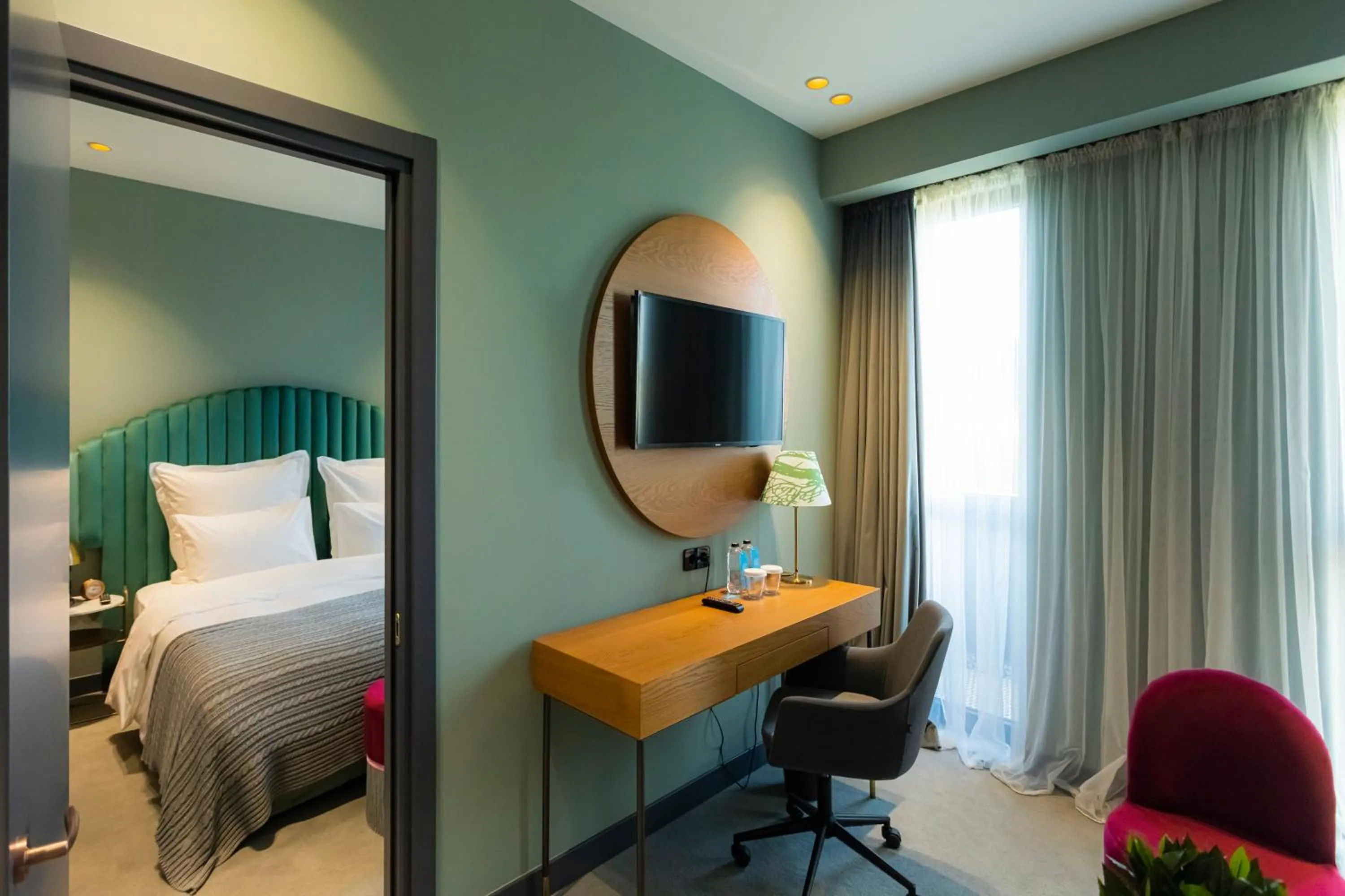 TV and multimedia, Bed in Khedi Hotel Tbilisi