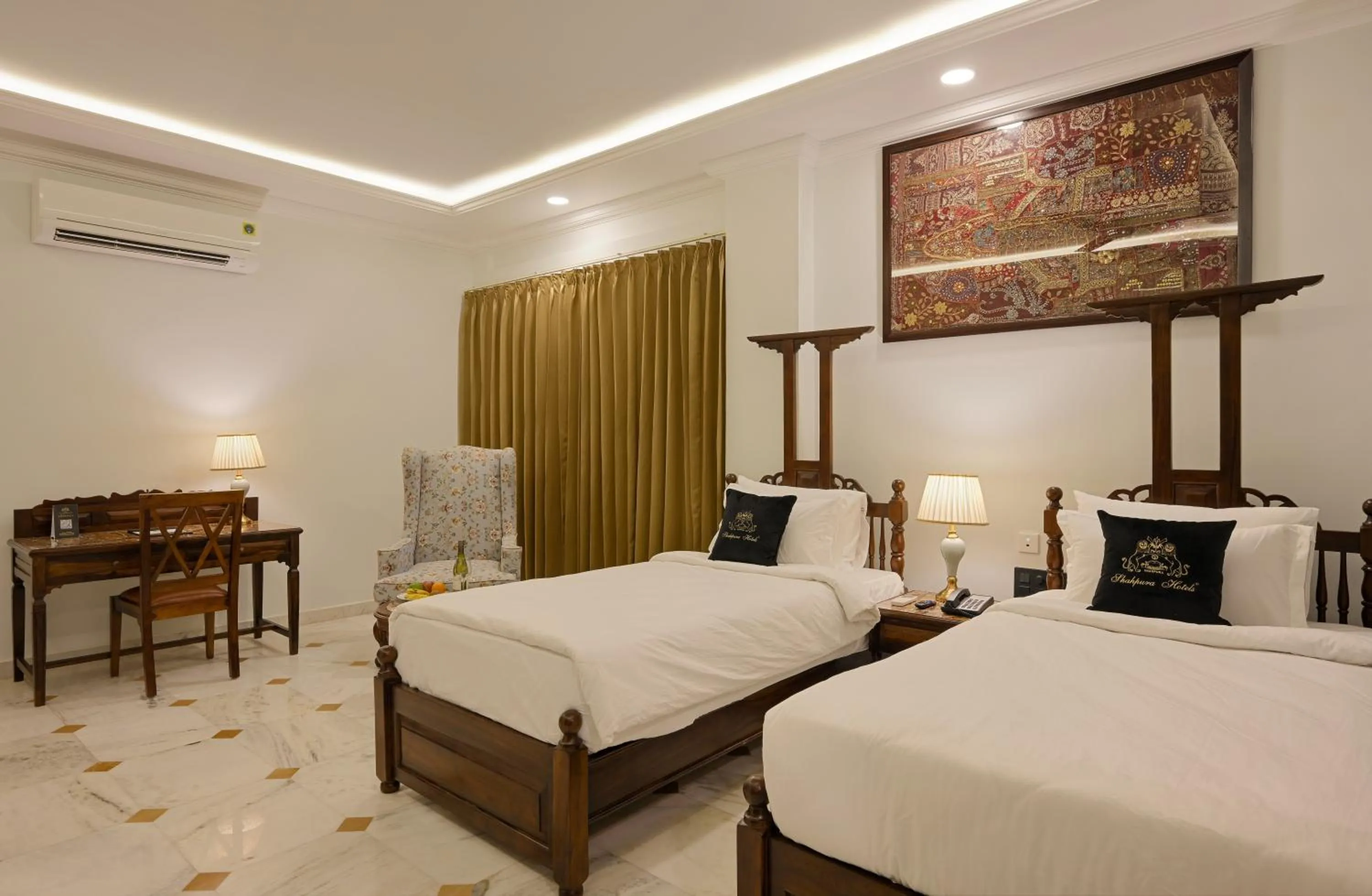 Bed in Shahpura Barliyas House