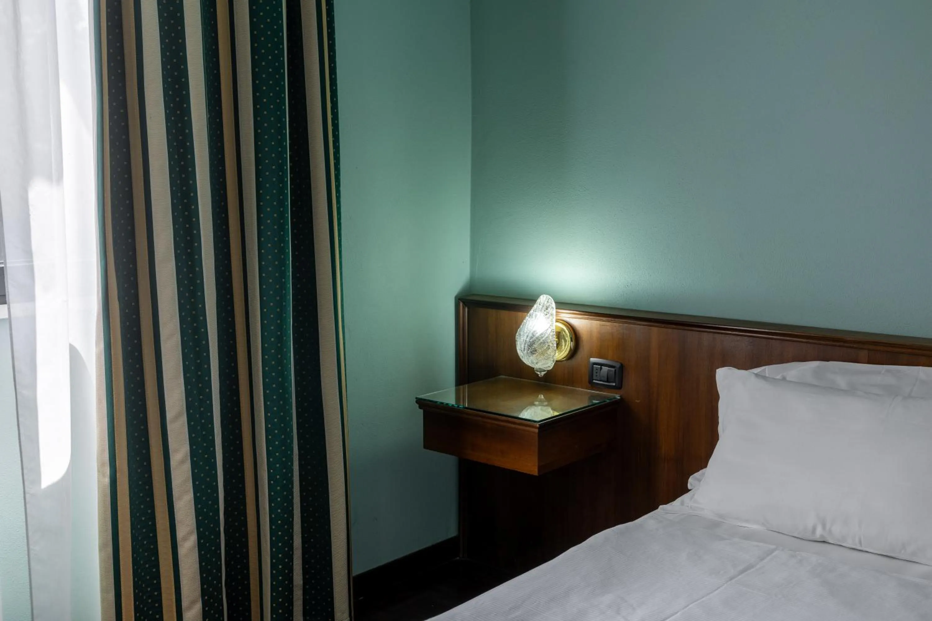 Bedroom, Bed in Hotel Lucrezia Borgia