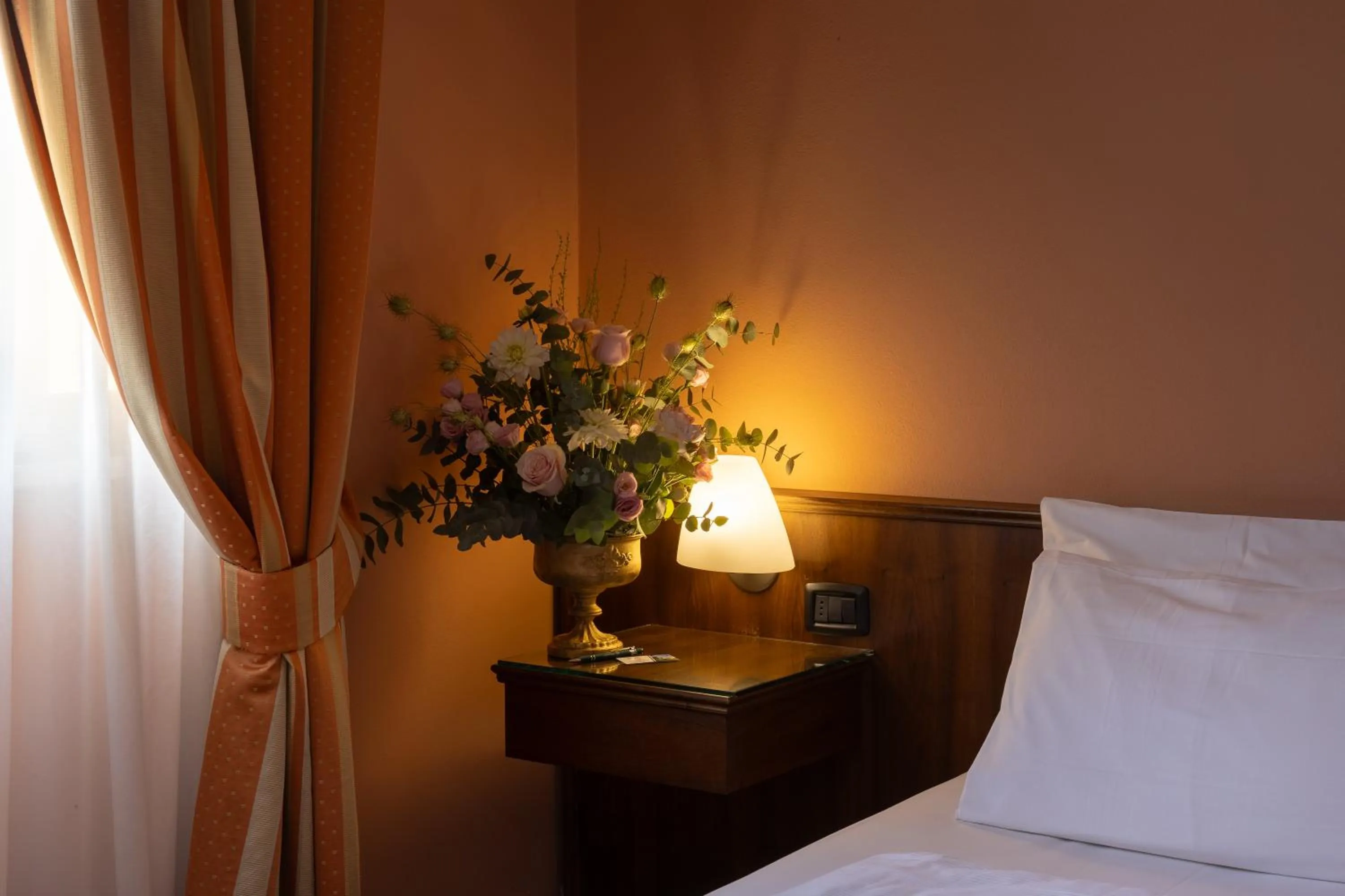 Bedroom, Bed in Hotel Lucrezia Borgia