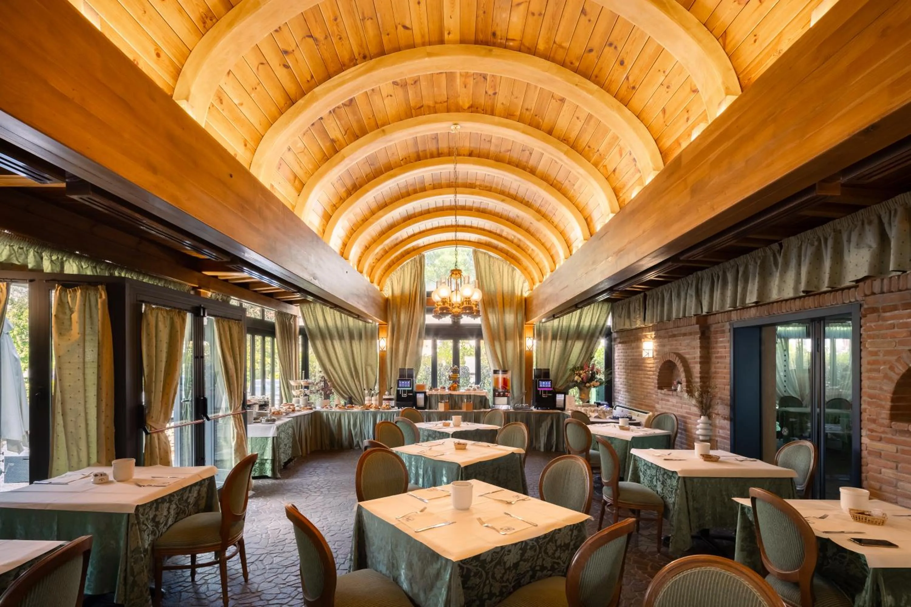 Restaurant/places to eat in Hotel Lucrezia Borgia