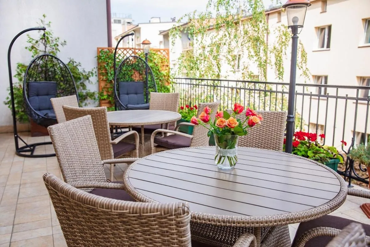 Patio in Hotel Hubertus Rzeszów