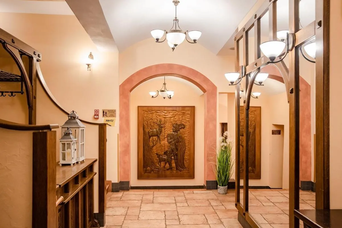 Lobby or reception in Hotel Hubertus Rzeszów