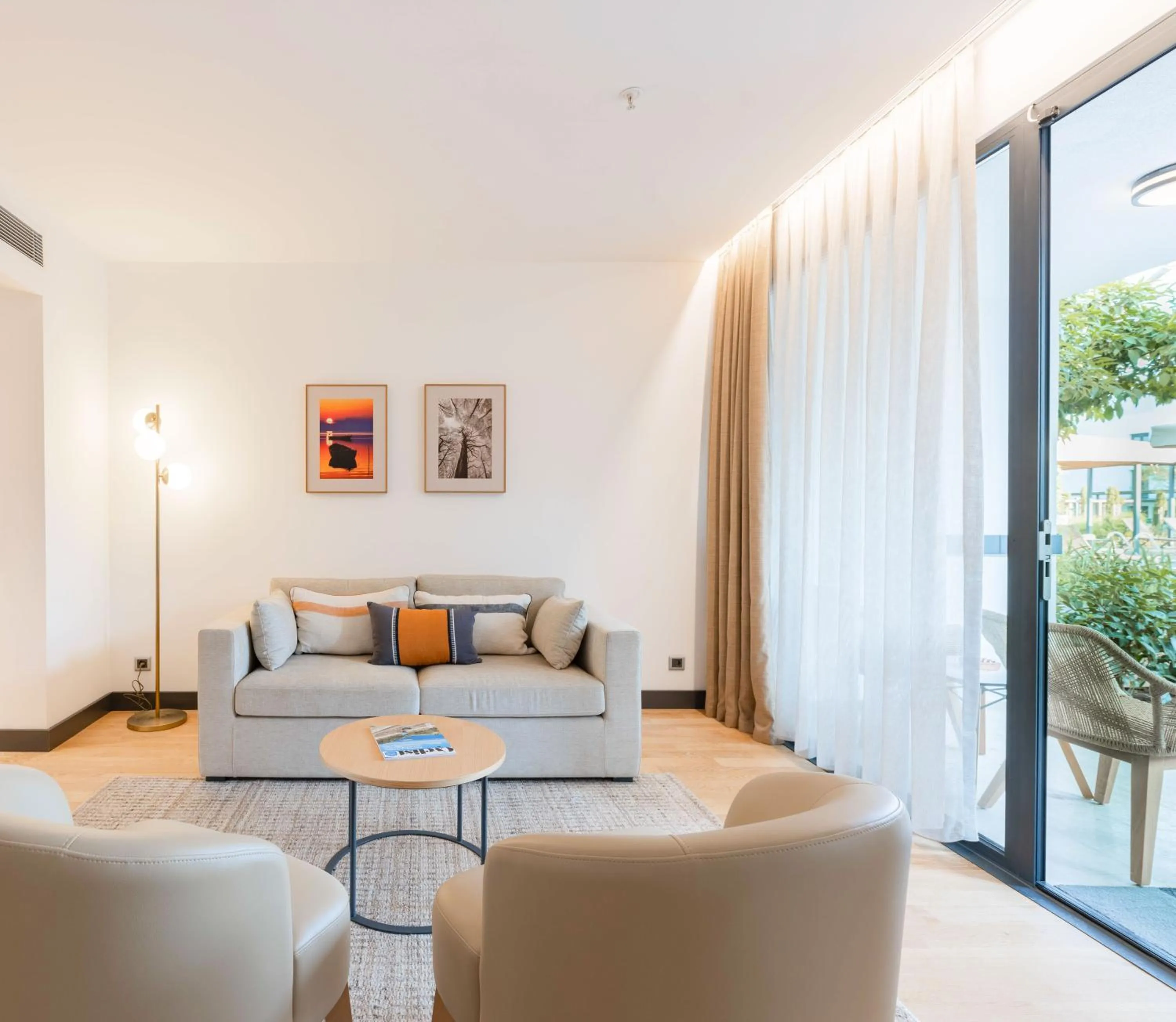 Living room in Pınar Otel