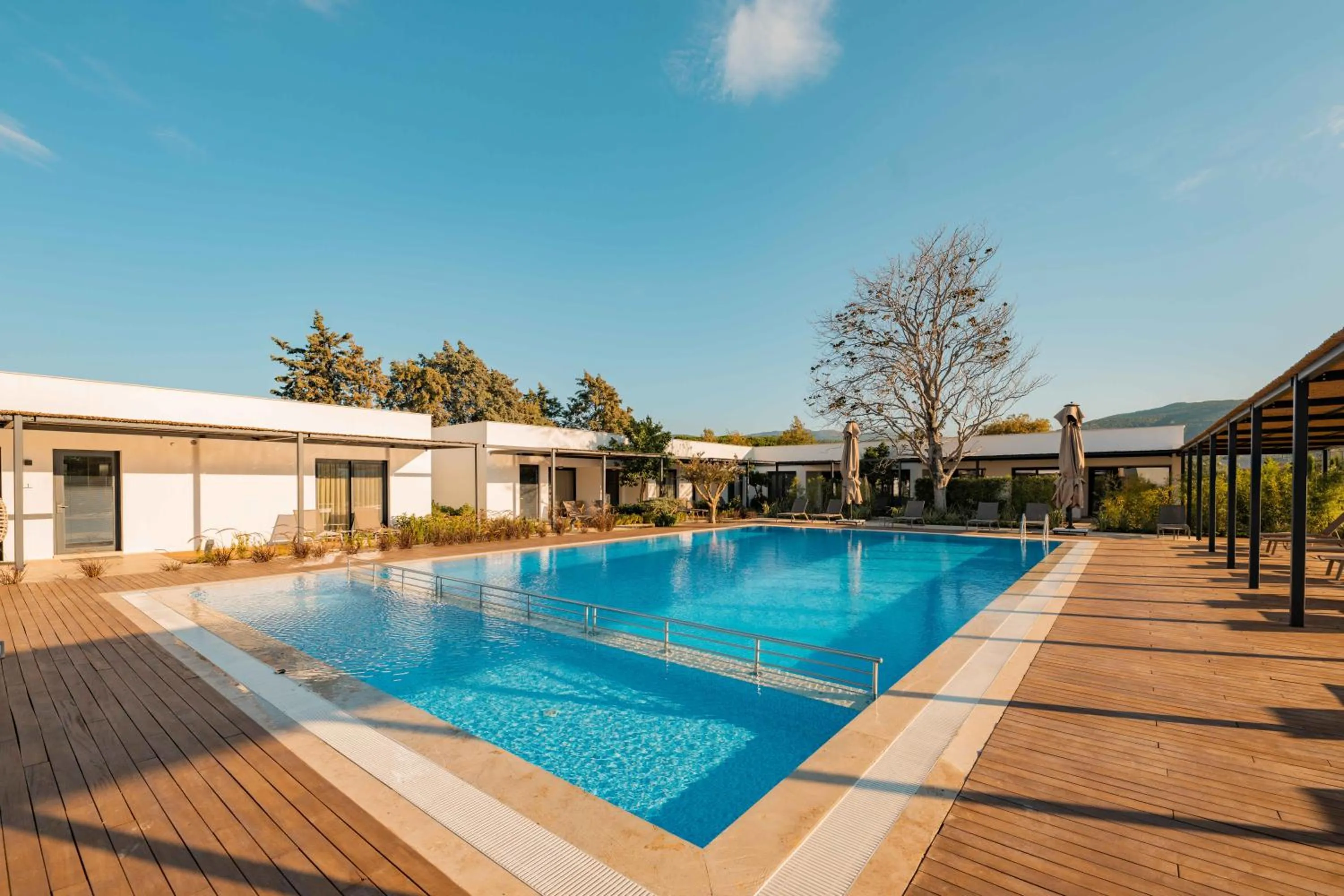 Swimming pool in Pınar Otel