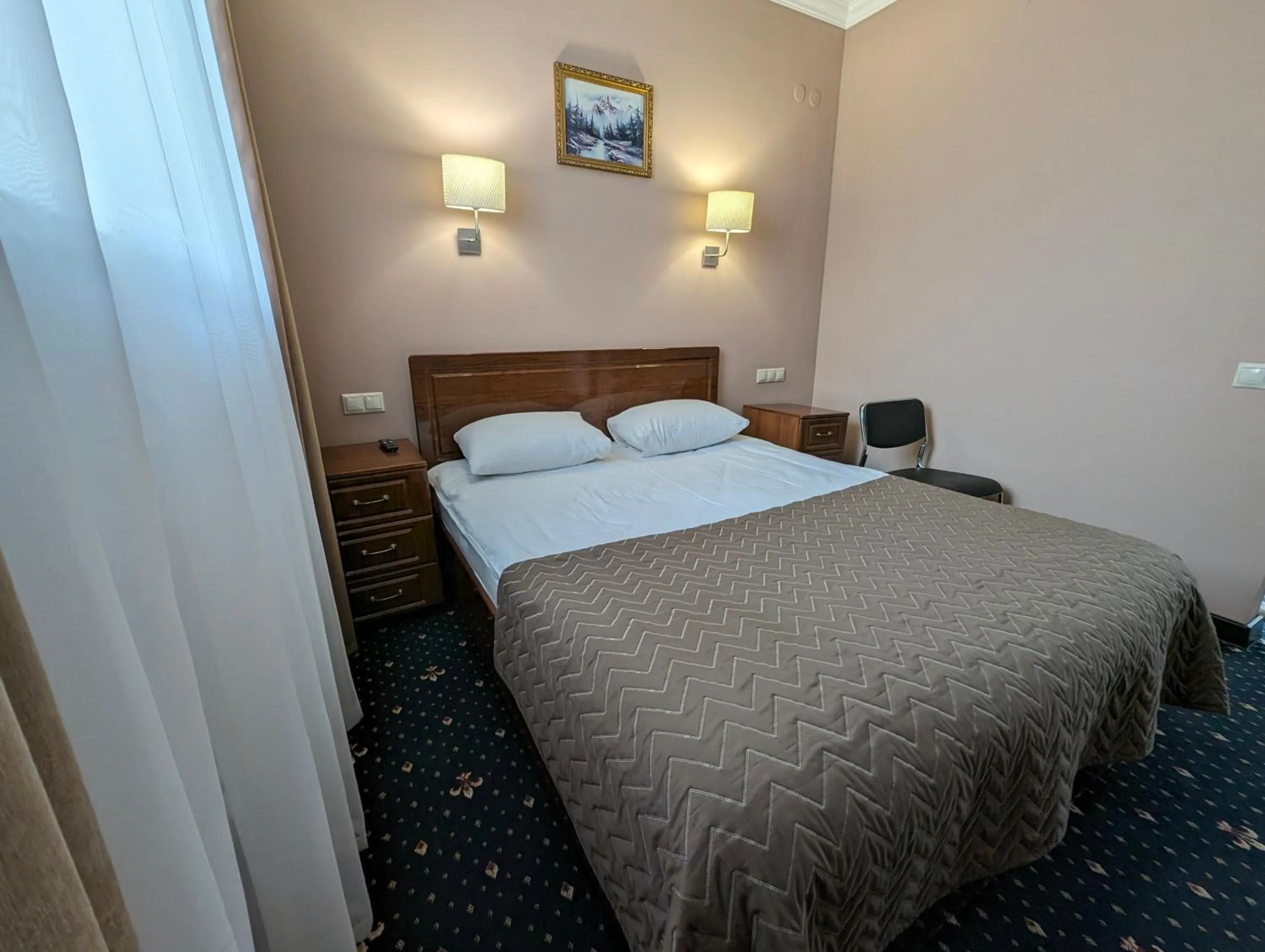 Bed in Victoria Hotel