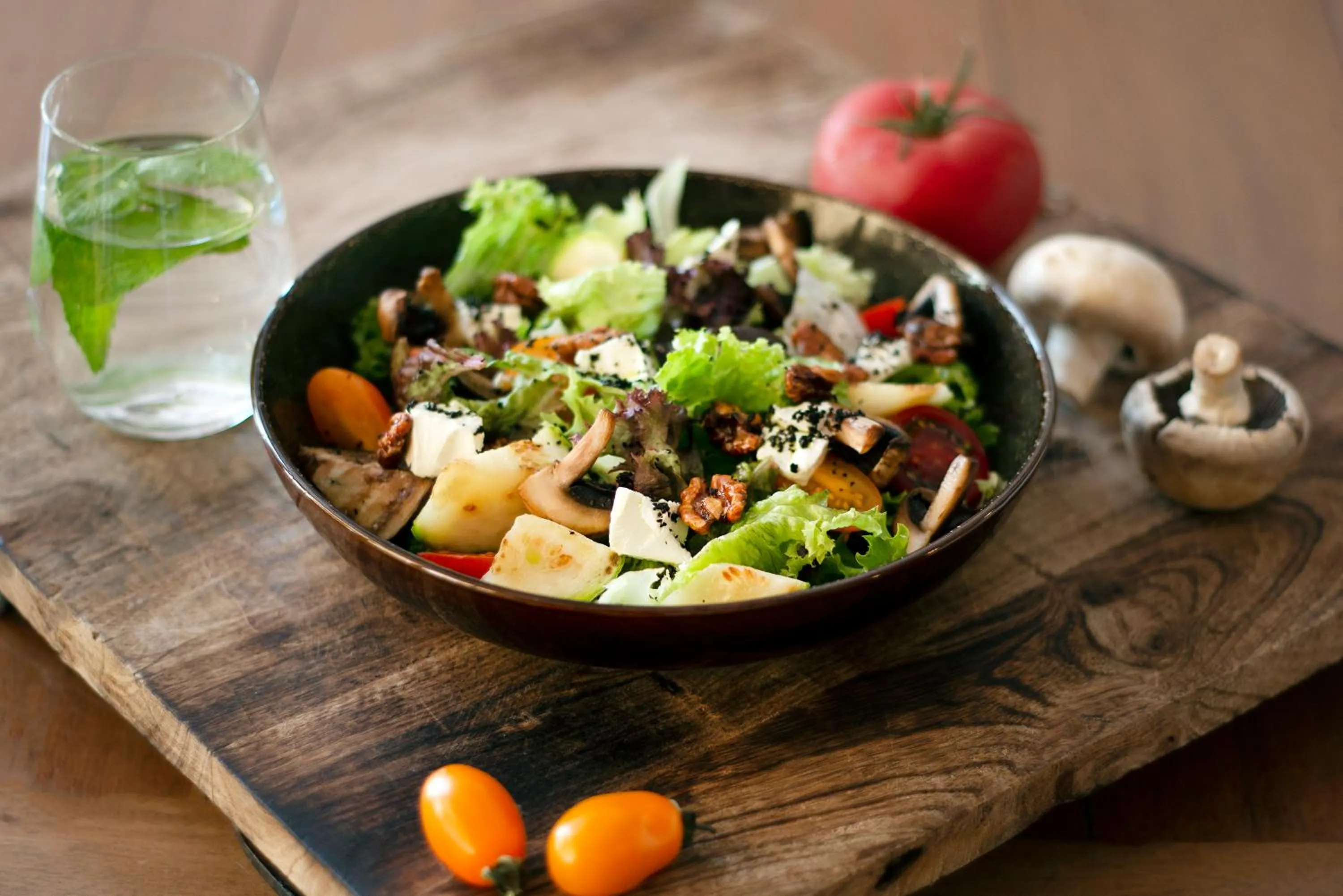 Restaurant/places to eat in GINGER Hotel