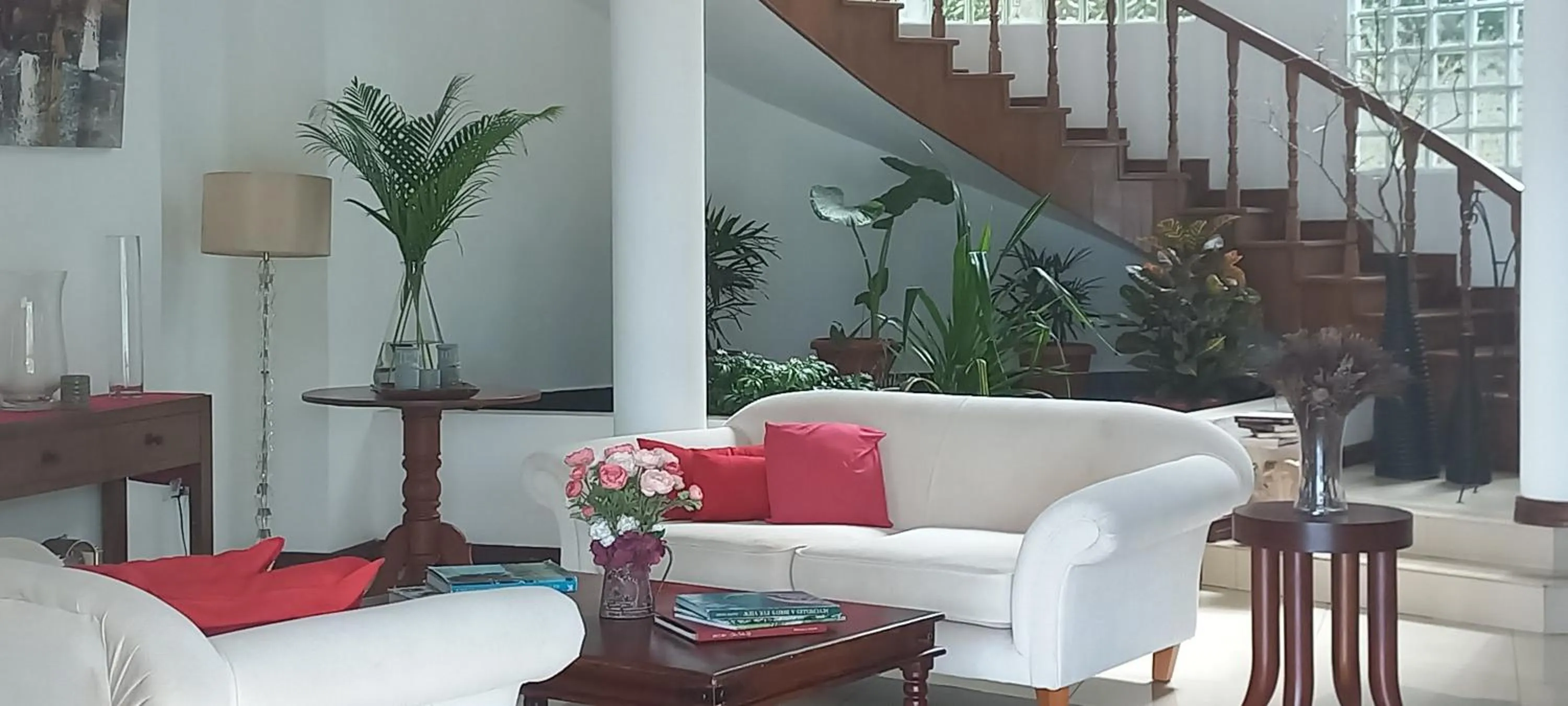 Seating area in Petit Amour Villa, Seychelles