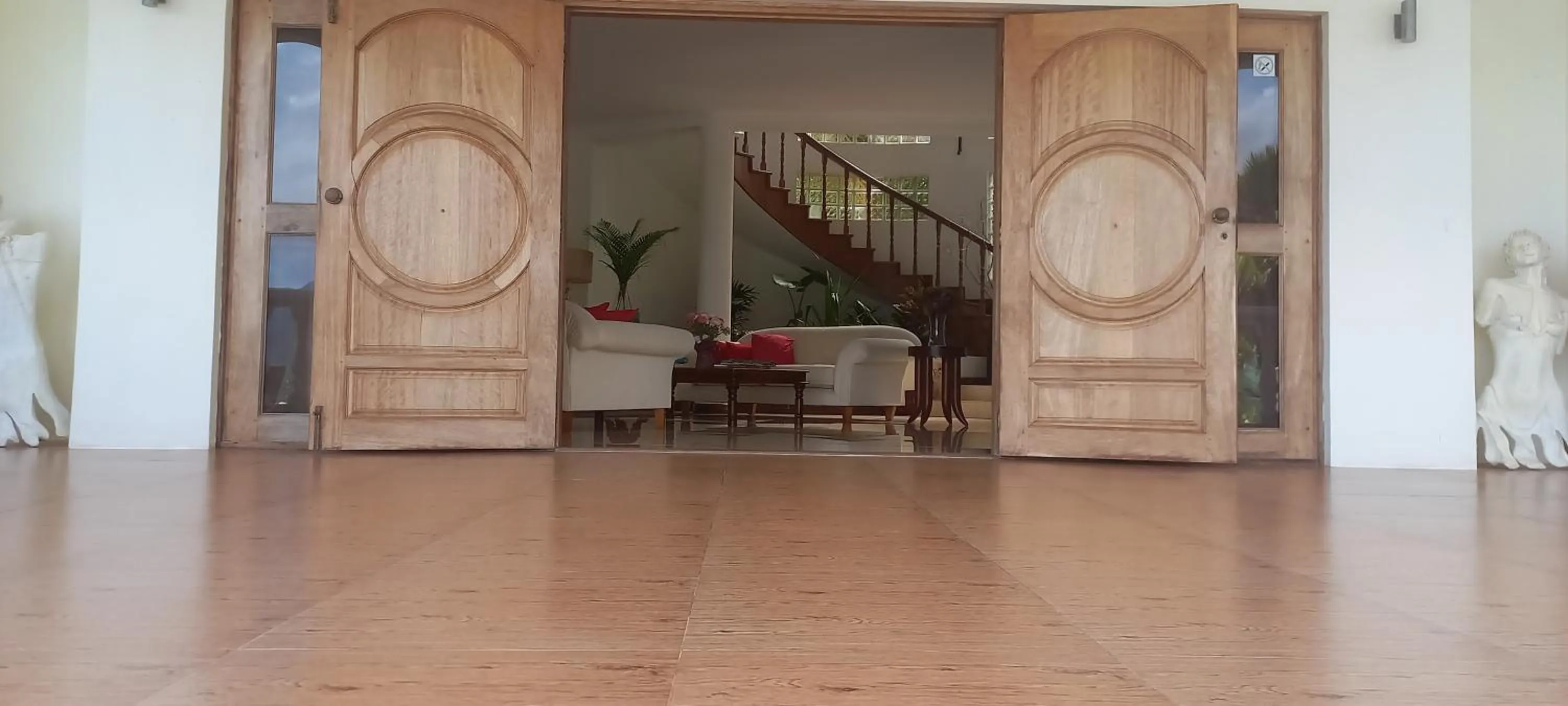 Seating area in Petit Amour Villa, Seychelles