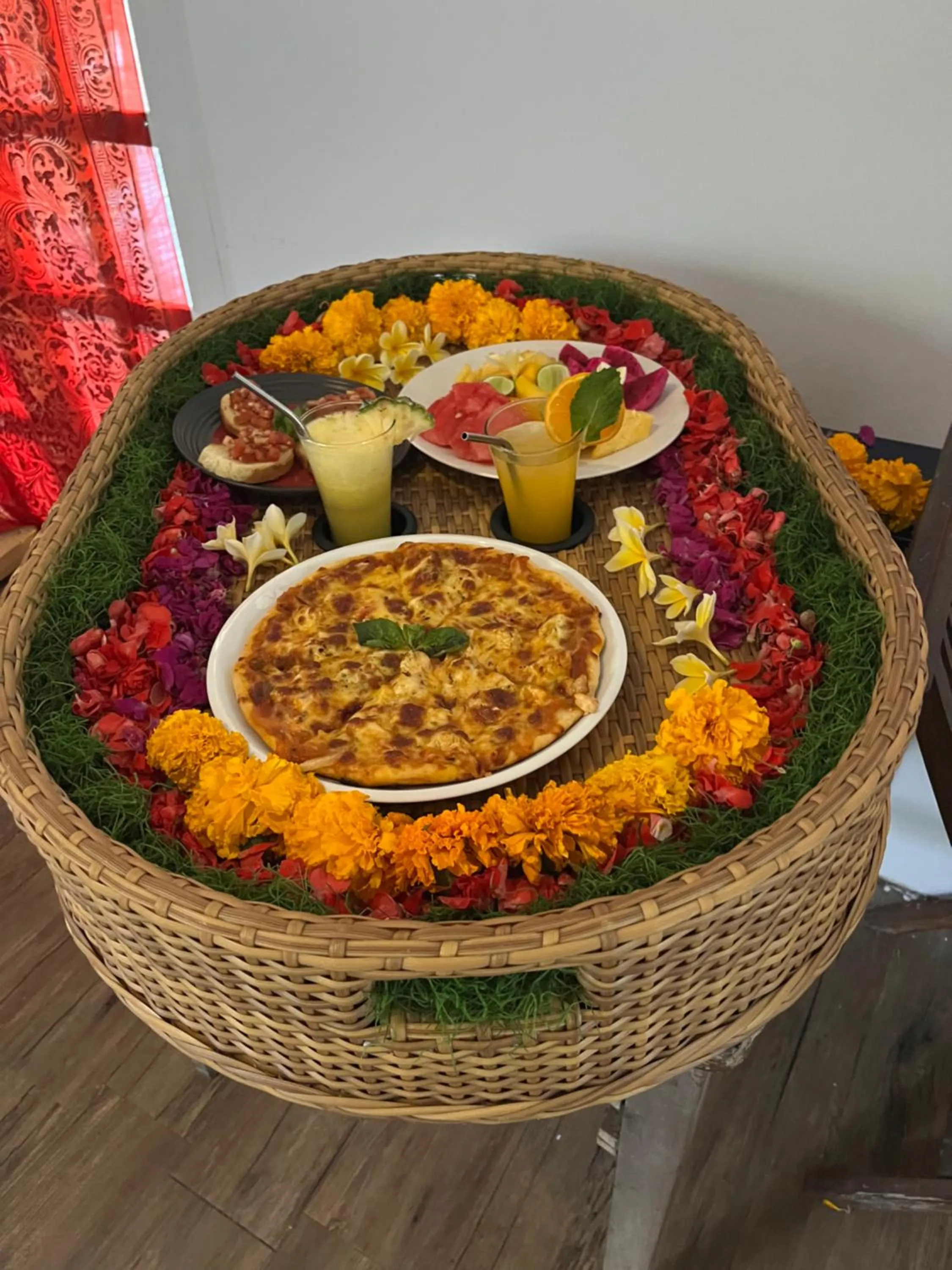 Restaurant/places to eat in Namaste Bungalows Resort