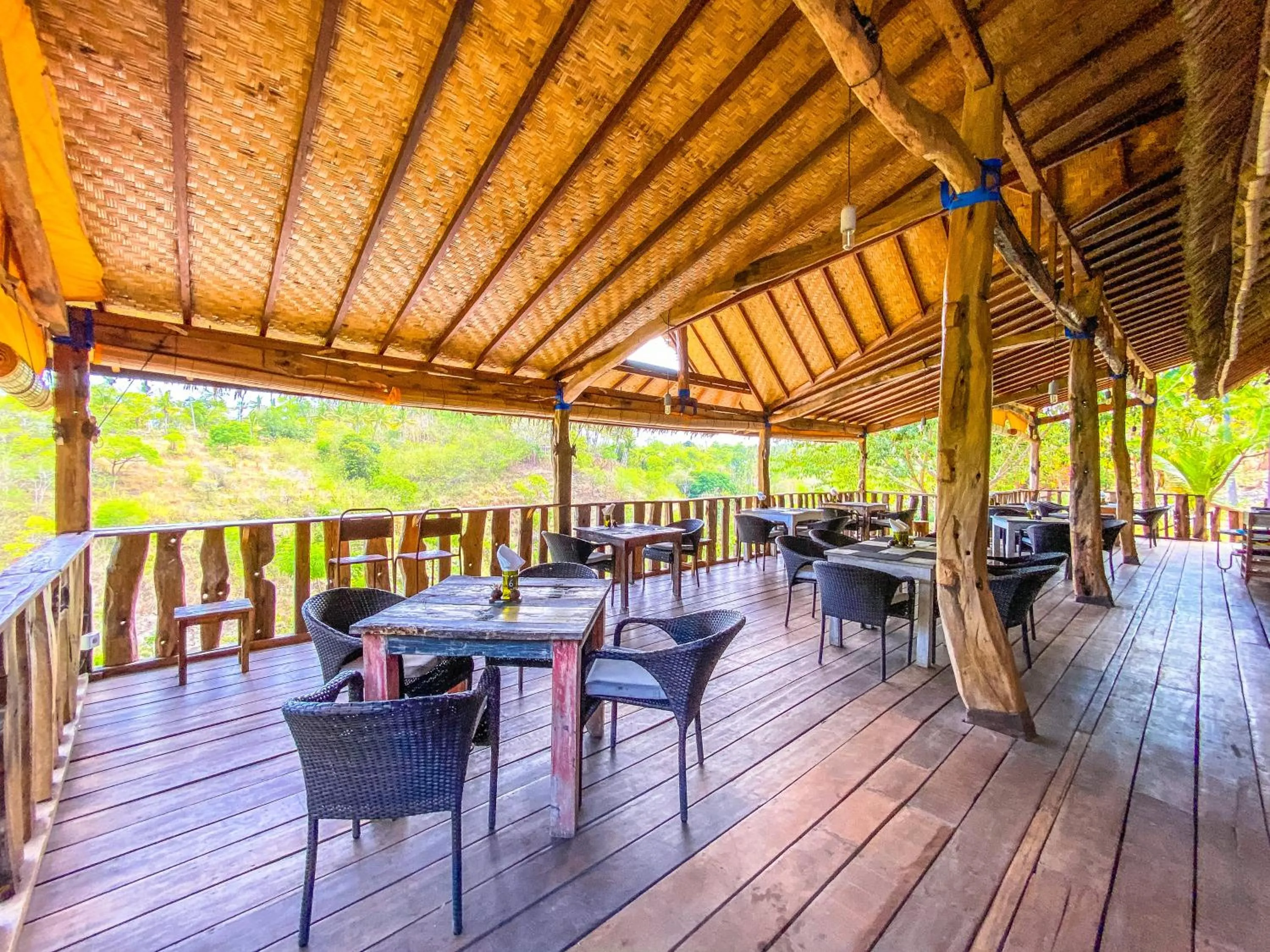 Restaurant/places to eat in Namaste Bungalows