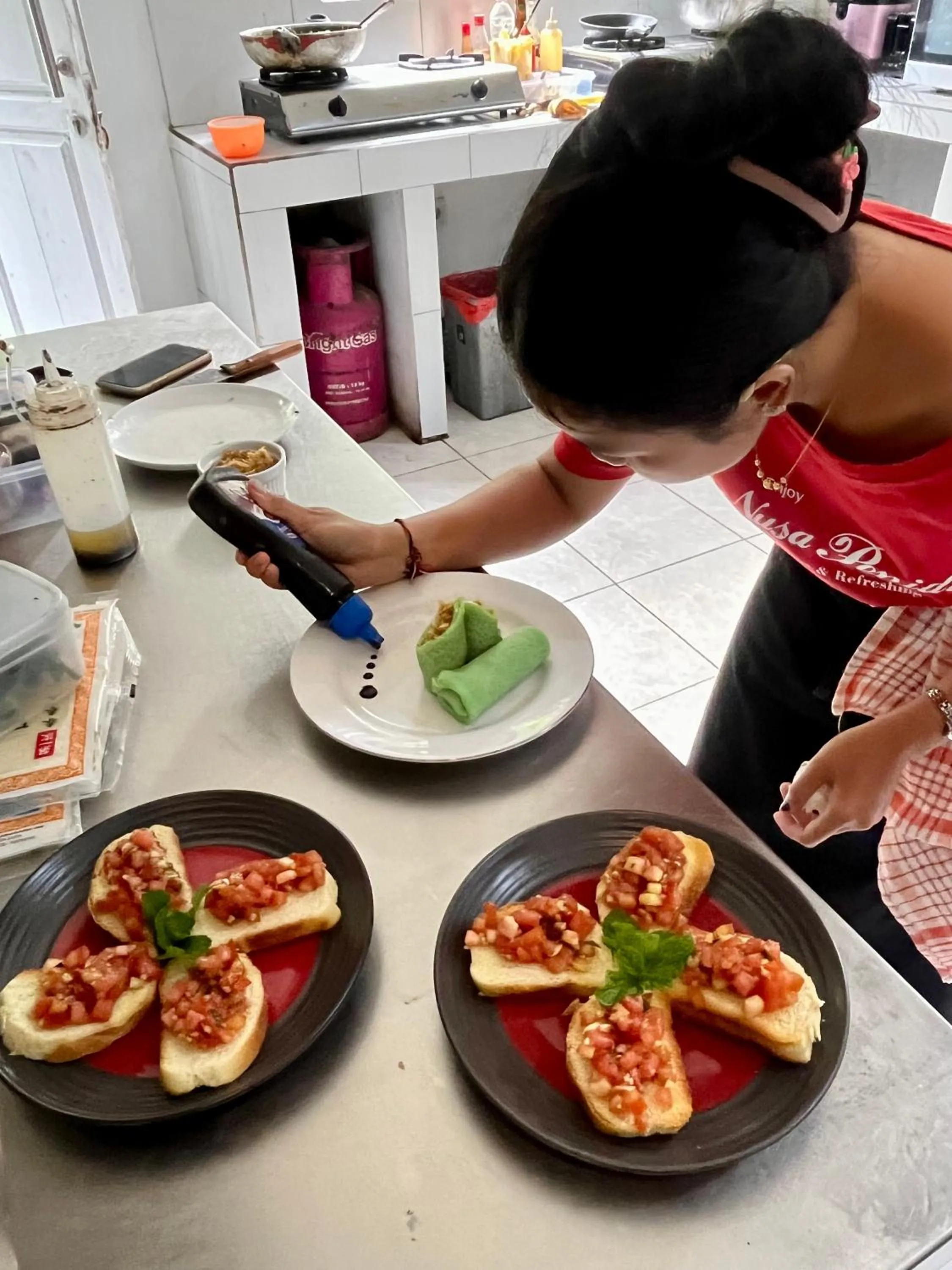 Restaurant/places to eat in Namaste Bungalows Resort