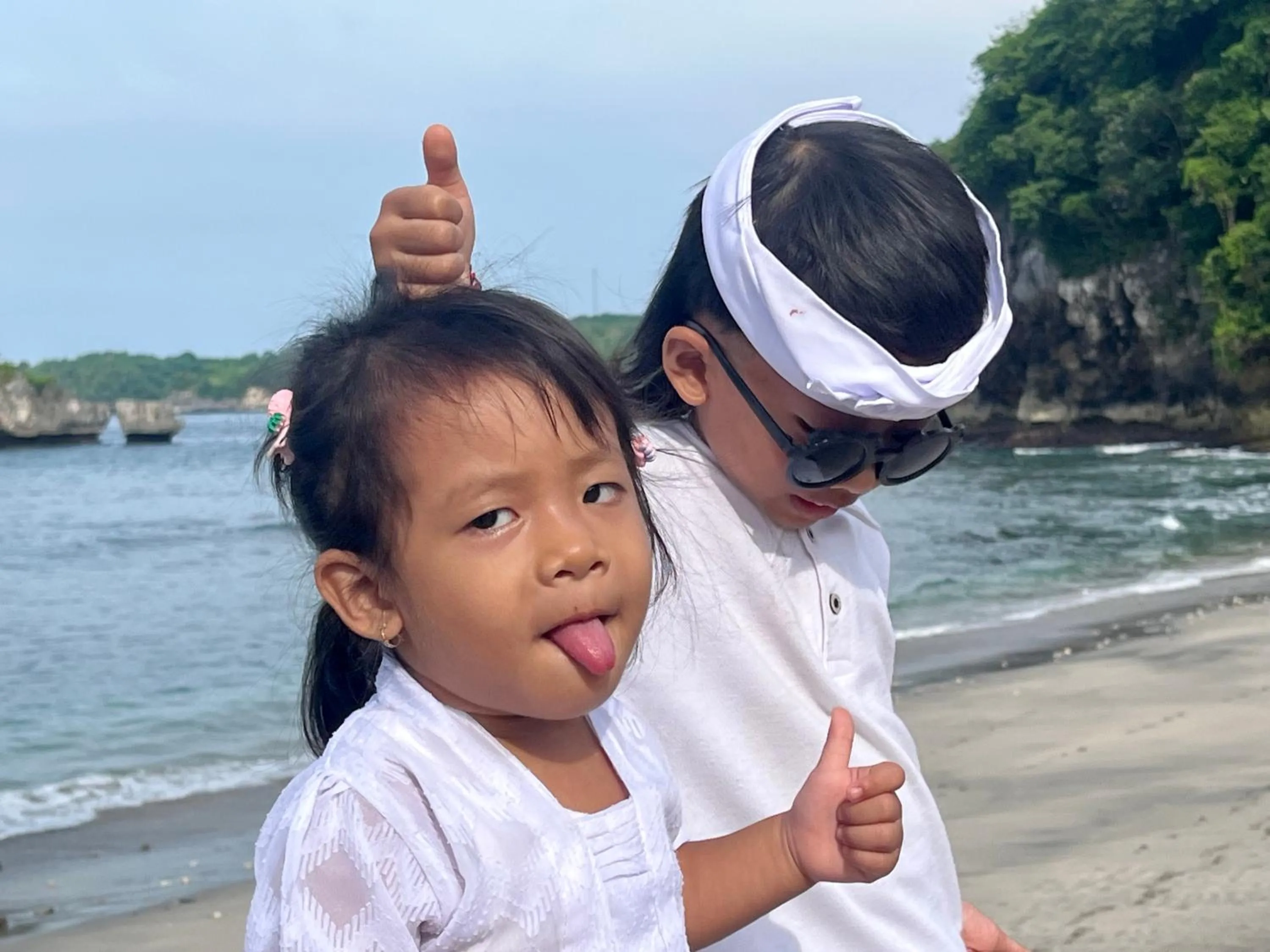 Beach in Namaste Bungalows Resort