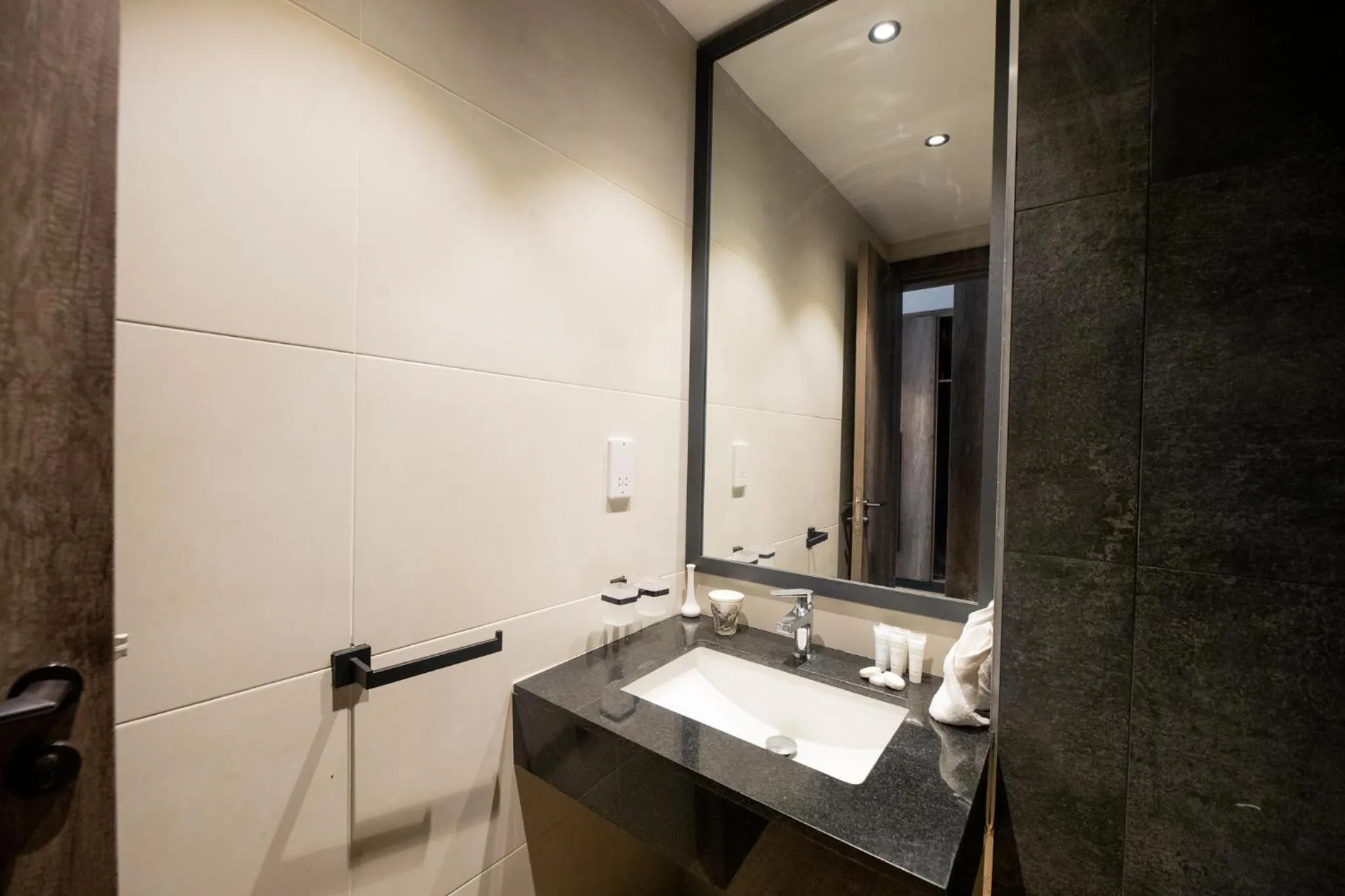 Bathroom in Sincerely Yours Suites & Serviced Apartments
