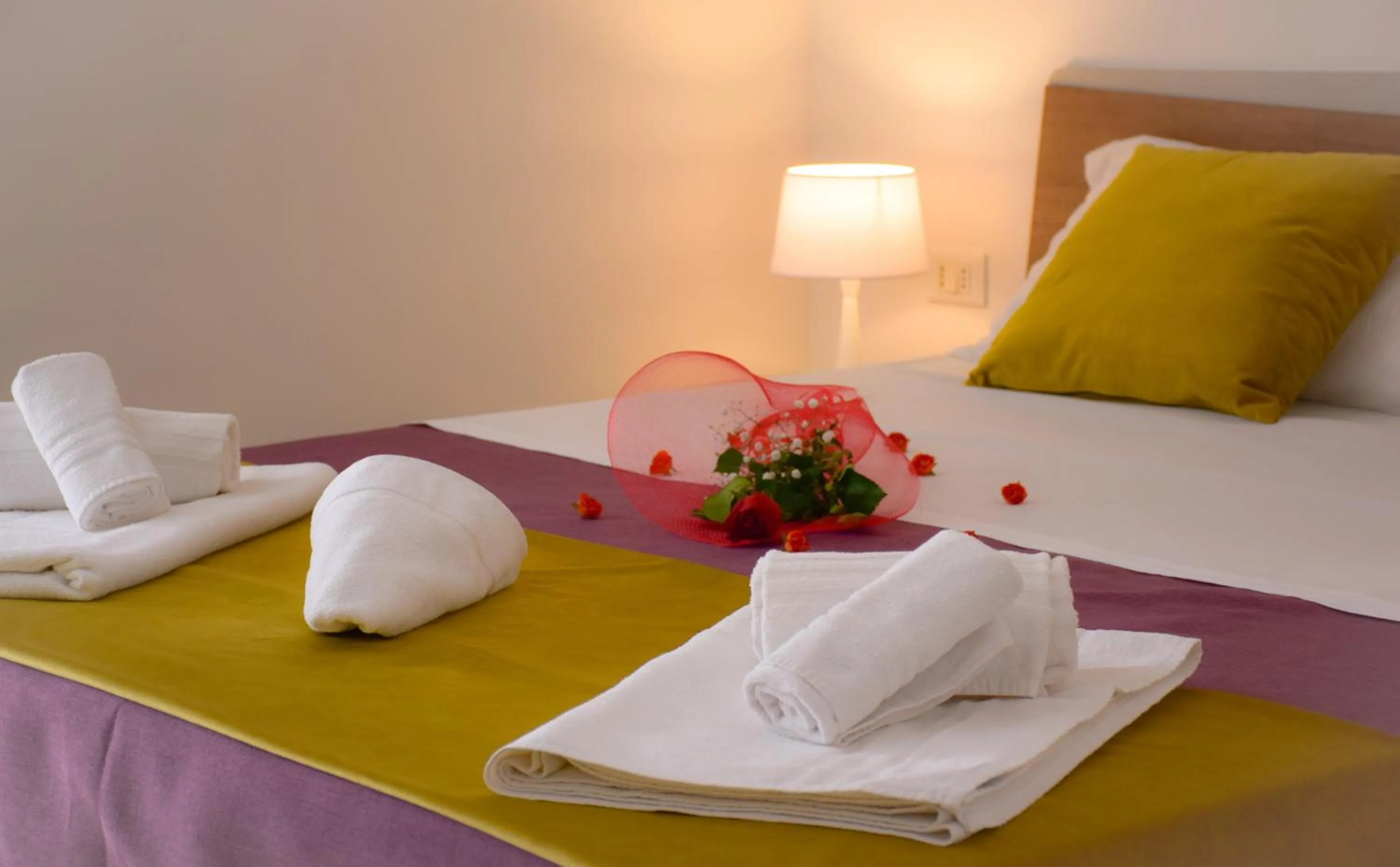 Bedroom, Bed in Hotel Sikania