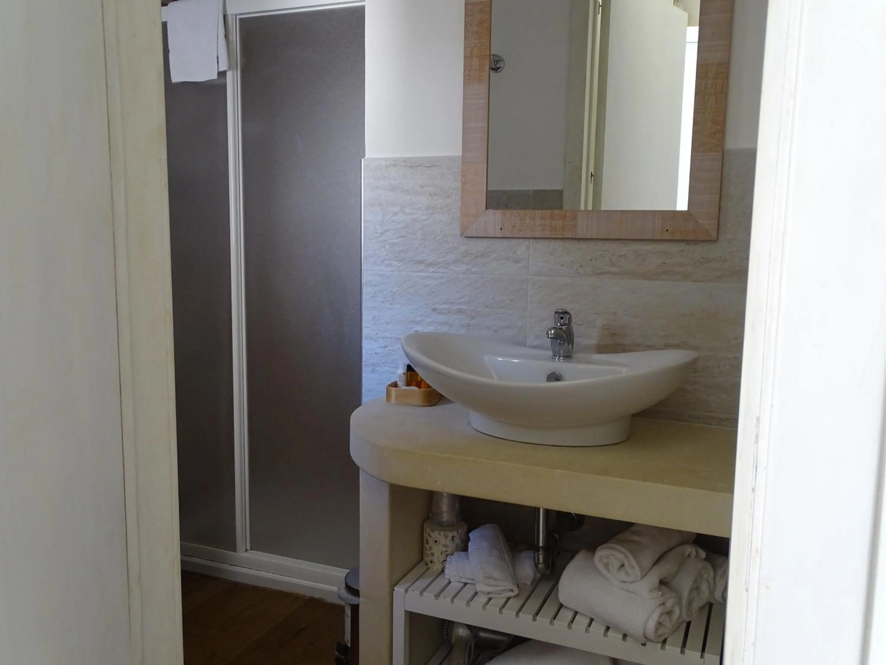 Bathroom in Masseria Bandino & Spa