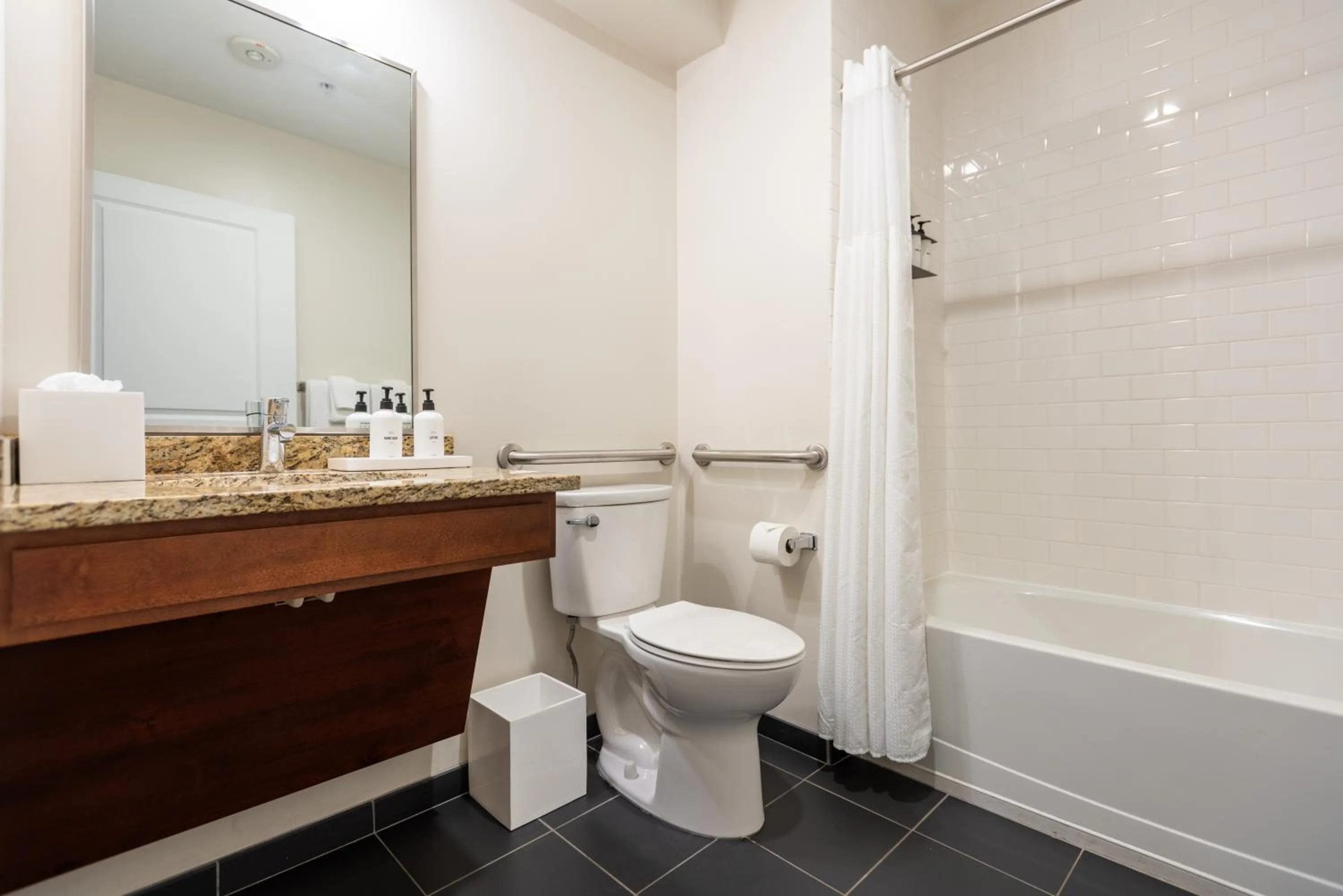 Mint House at The Divine Lorraine Hotel - Philadelphia