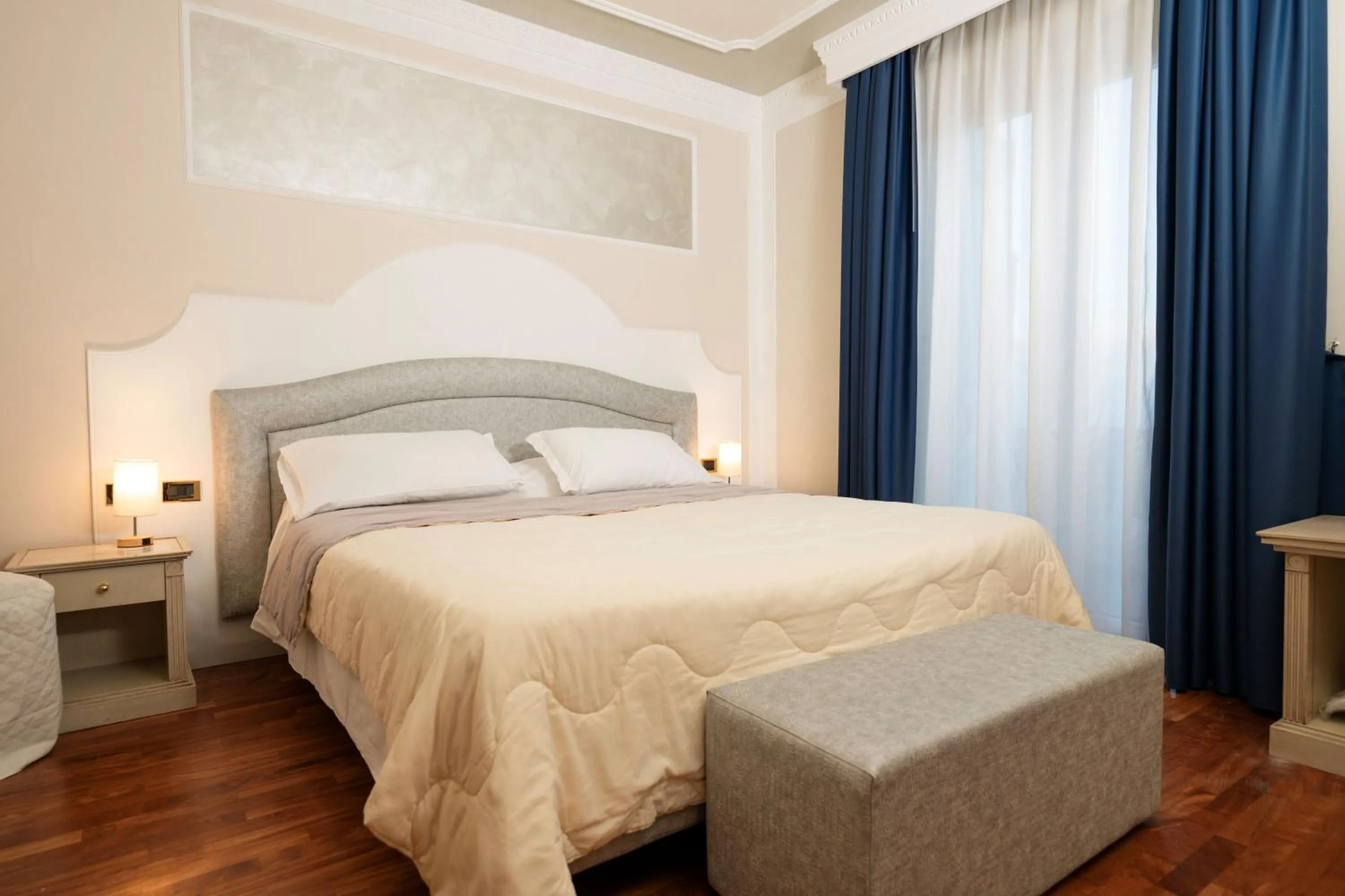 Bed in Hotel Villa Medici