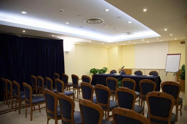 Business facilities in Hotel Villa Medici