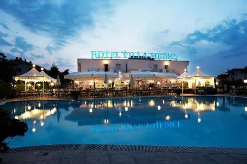 Facade/entrance in Hotel Villa Medici