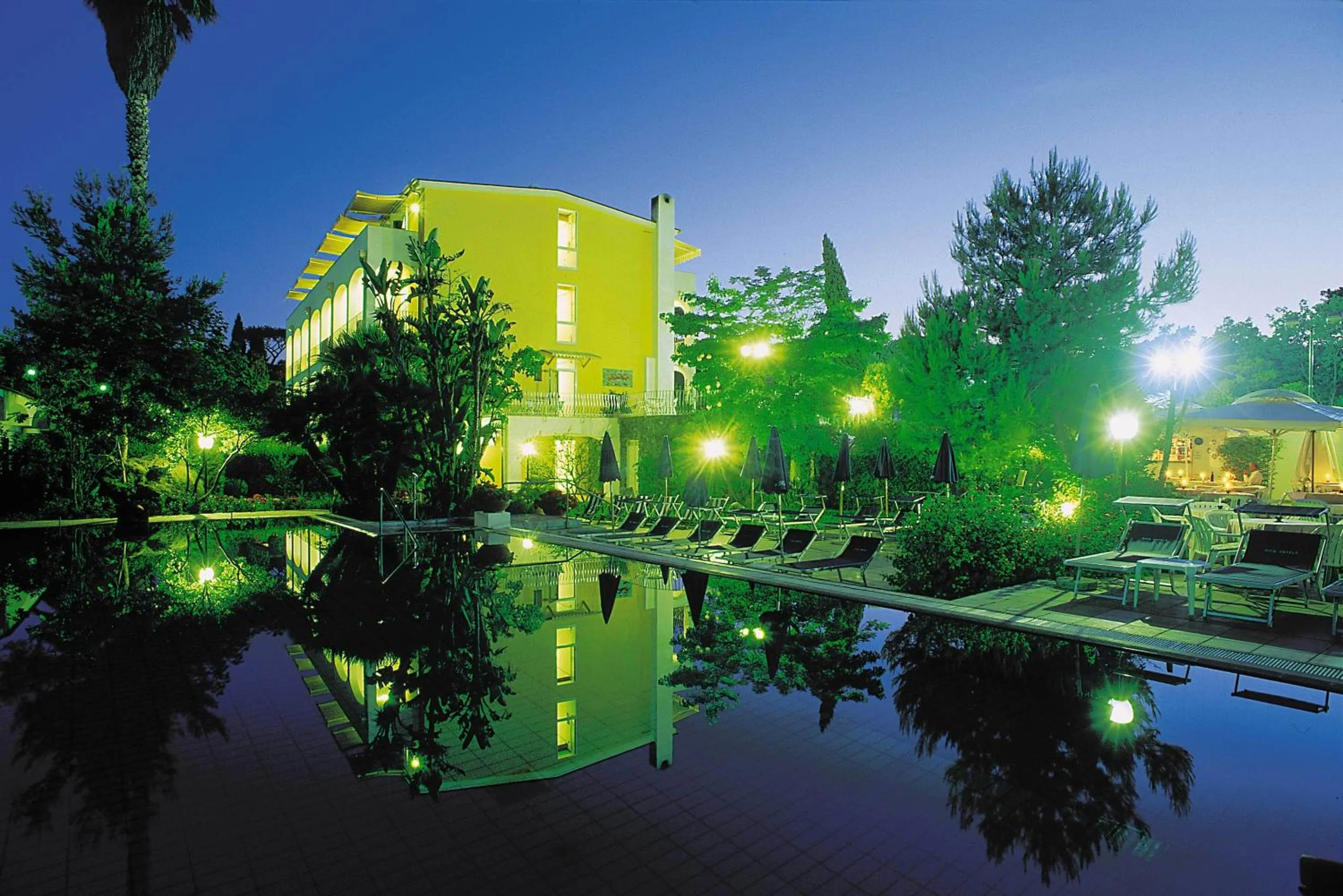 Night in Hotel San Giovanni Terme