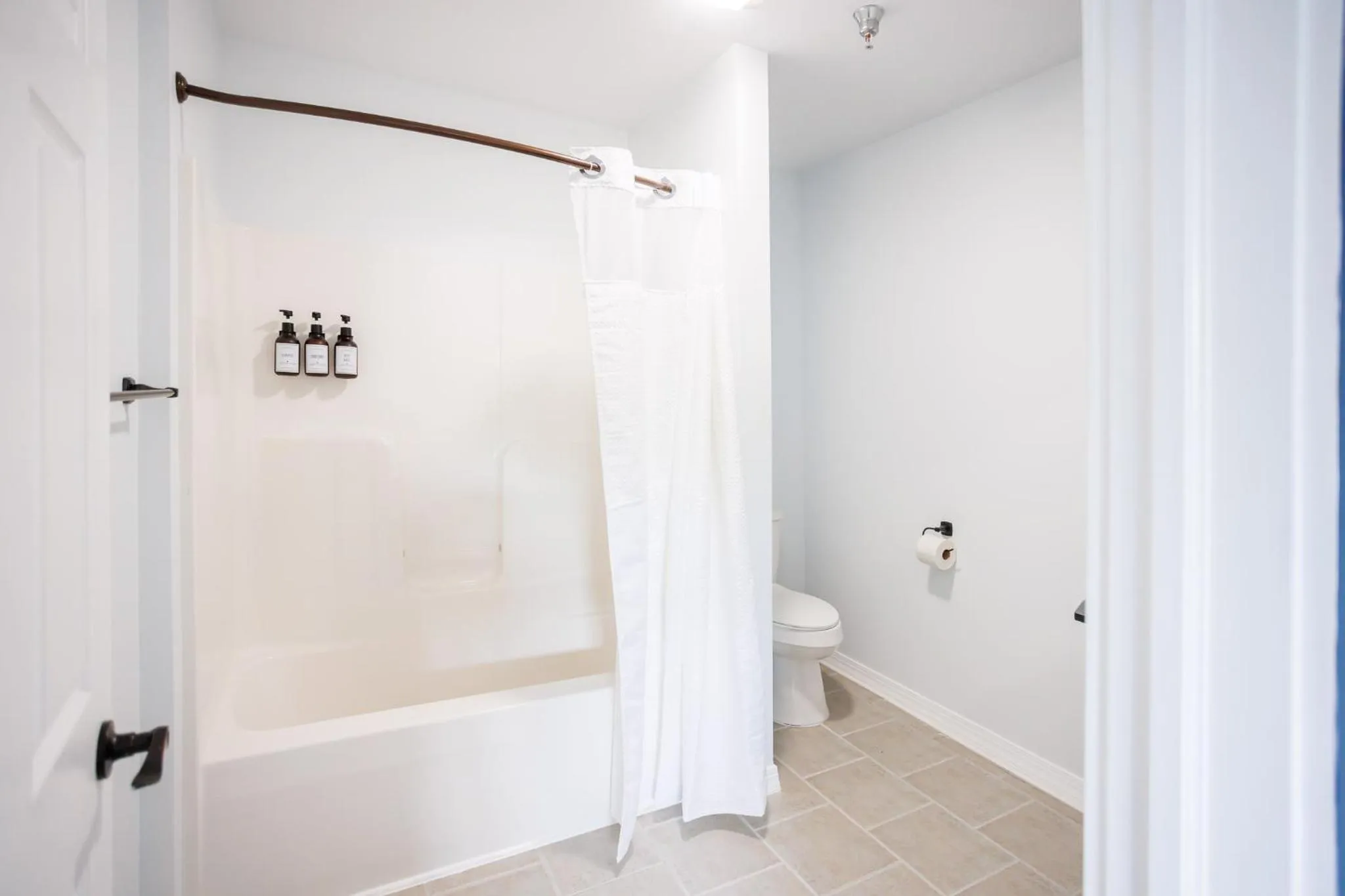 Bathroom in Hotel Callista